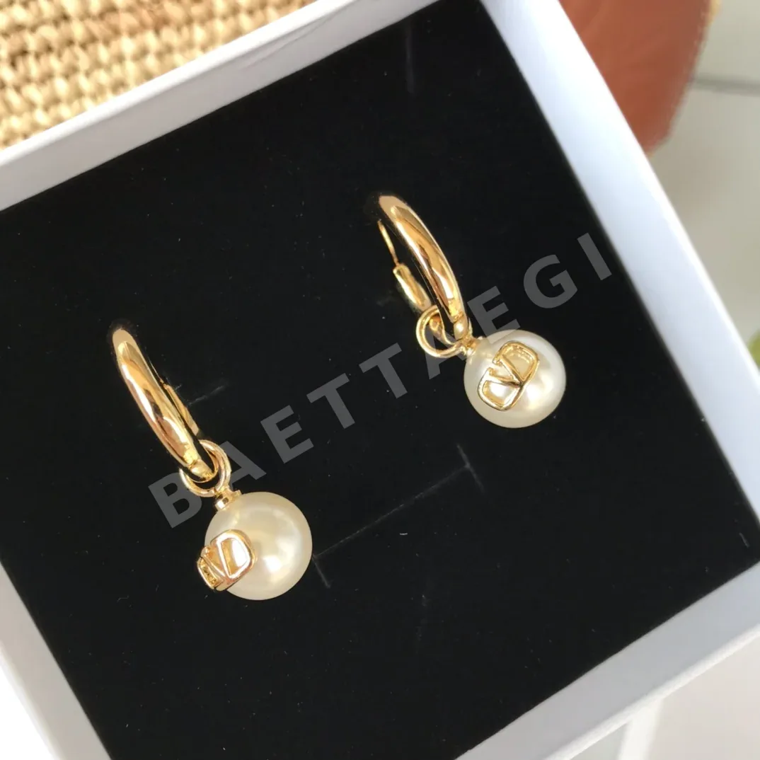 발렌티노 귀걸이 63619 Valentino Earrings 상세 이미지 8