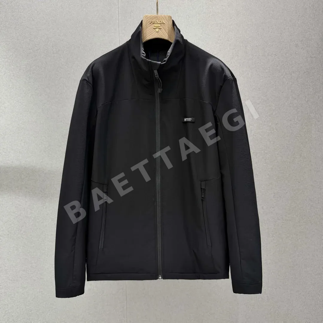 프라다 체크 나일론 스탠드 카라 남성 자켓 186767