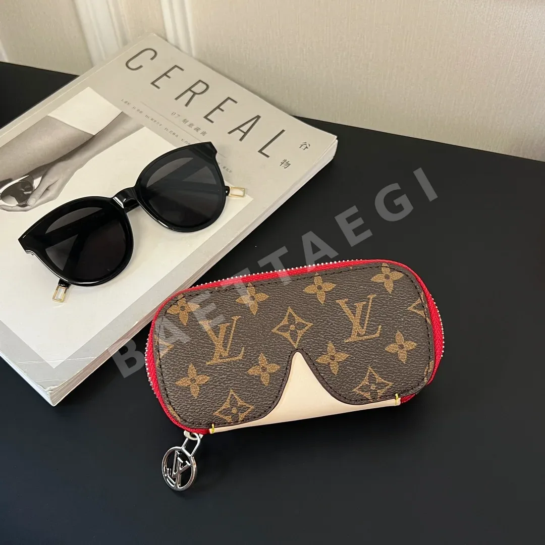 루이비통 키링 160227 Louis Vuitton Accessories 상세 이미지 3