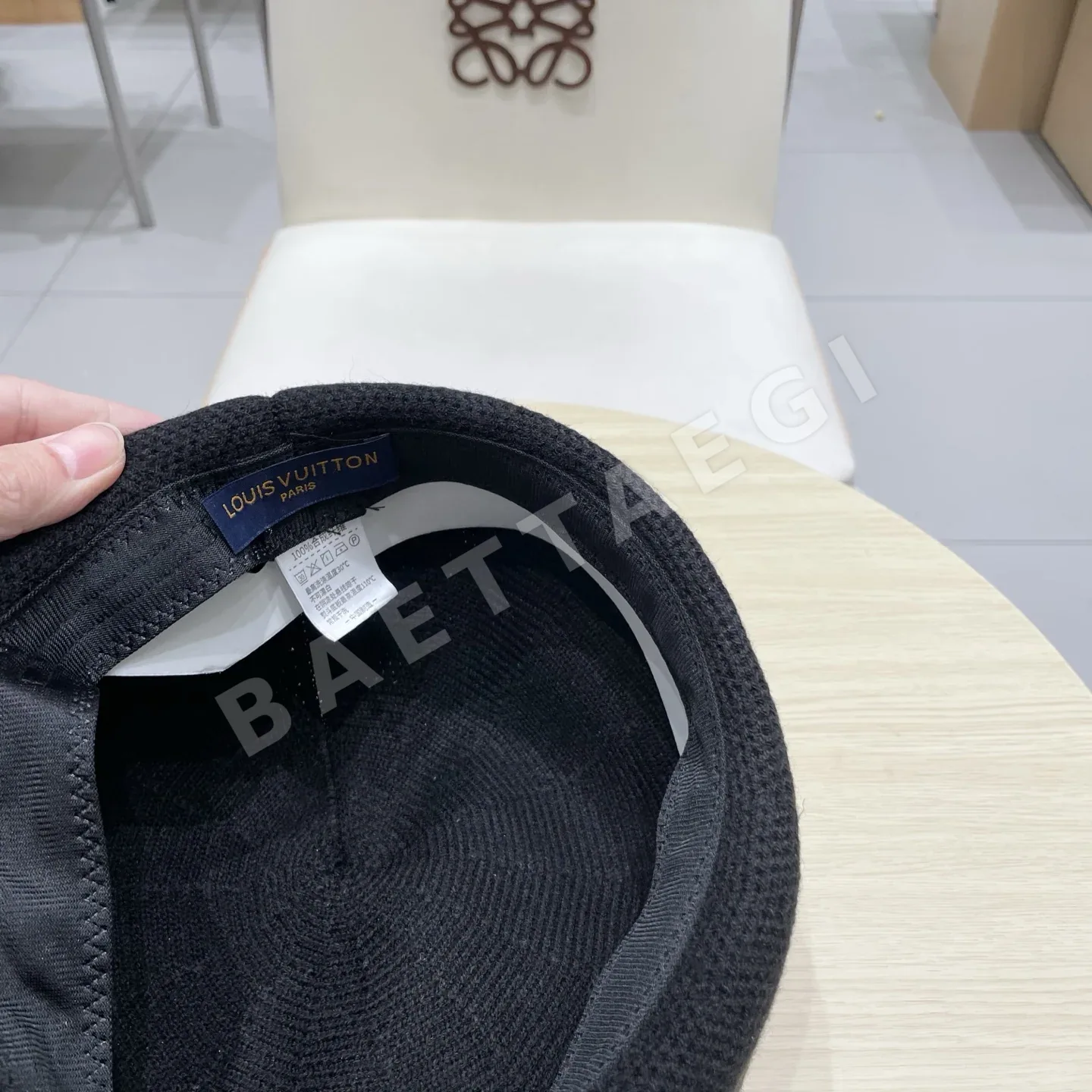 루이비통 무지 베레모 모자 상세 이미지 9