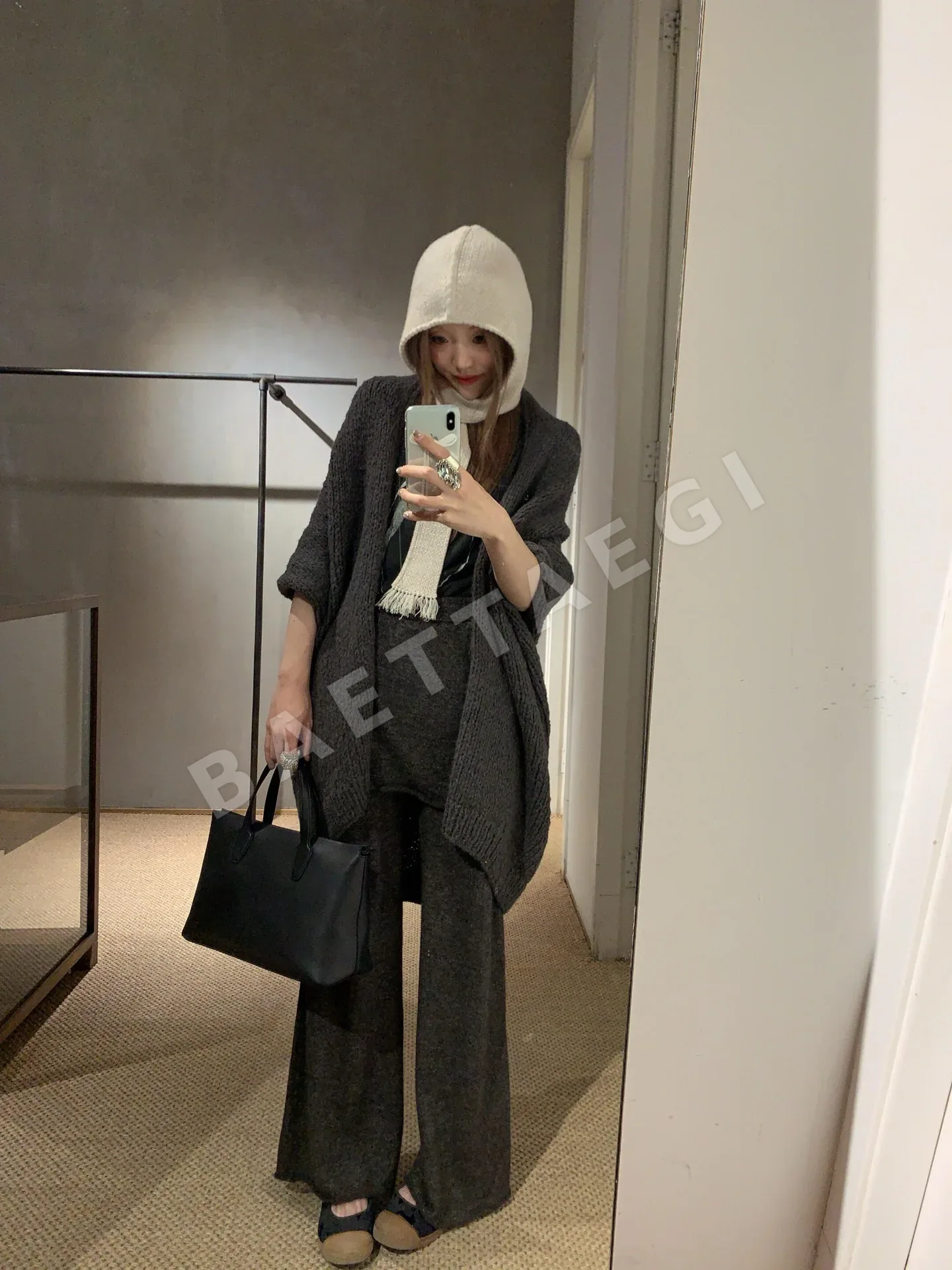 더로우 마르셀 가방 상세 이미지 3