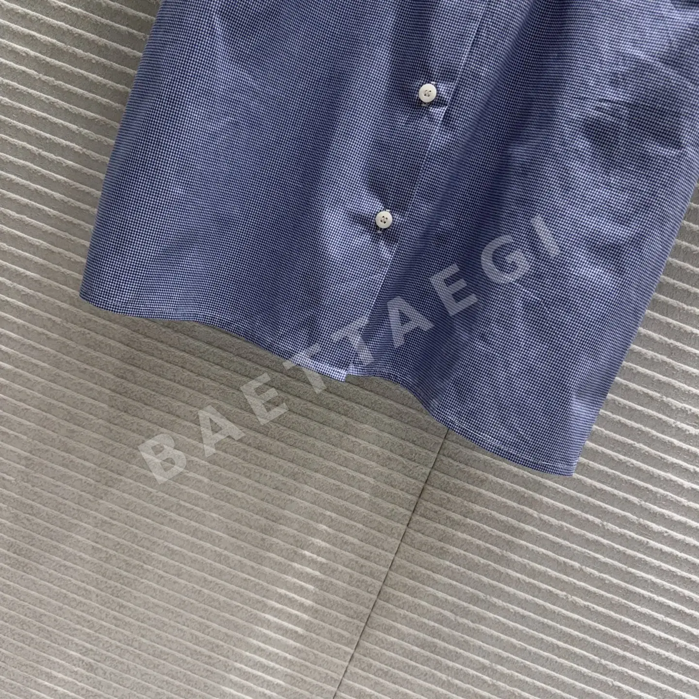 미우미우 블루 체크 시스루 레이스 카라 반팔 셔츠 상세 이미지 6