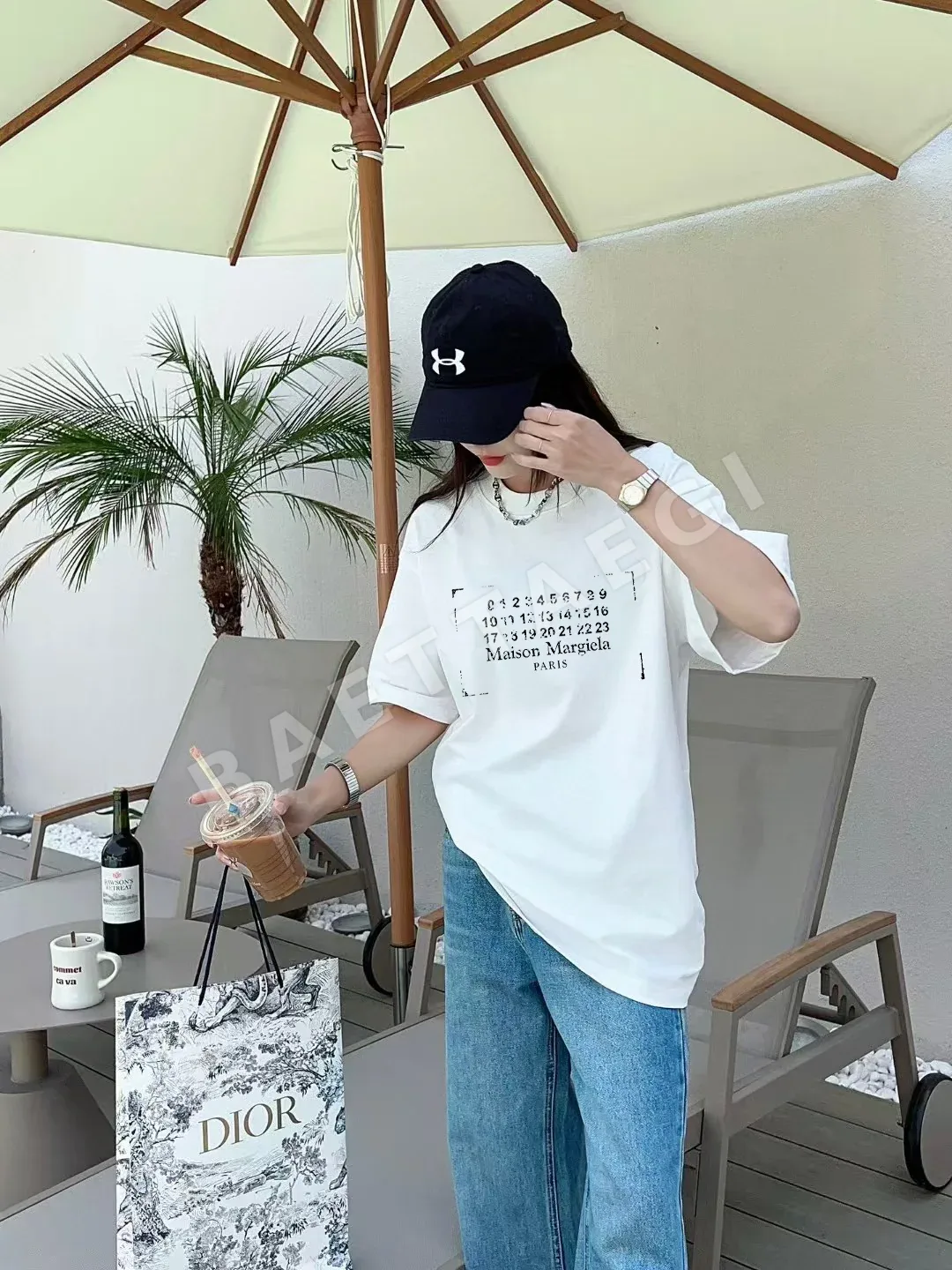 마르지엘라 프린트 로고 반팔 티셔츠 상세 이미지 9