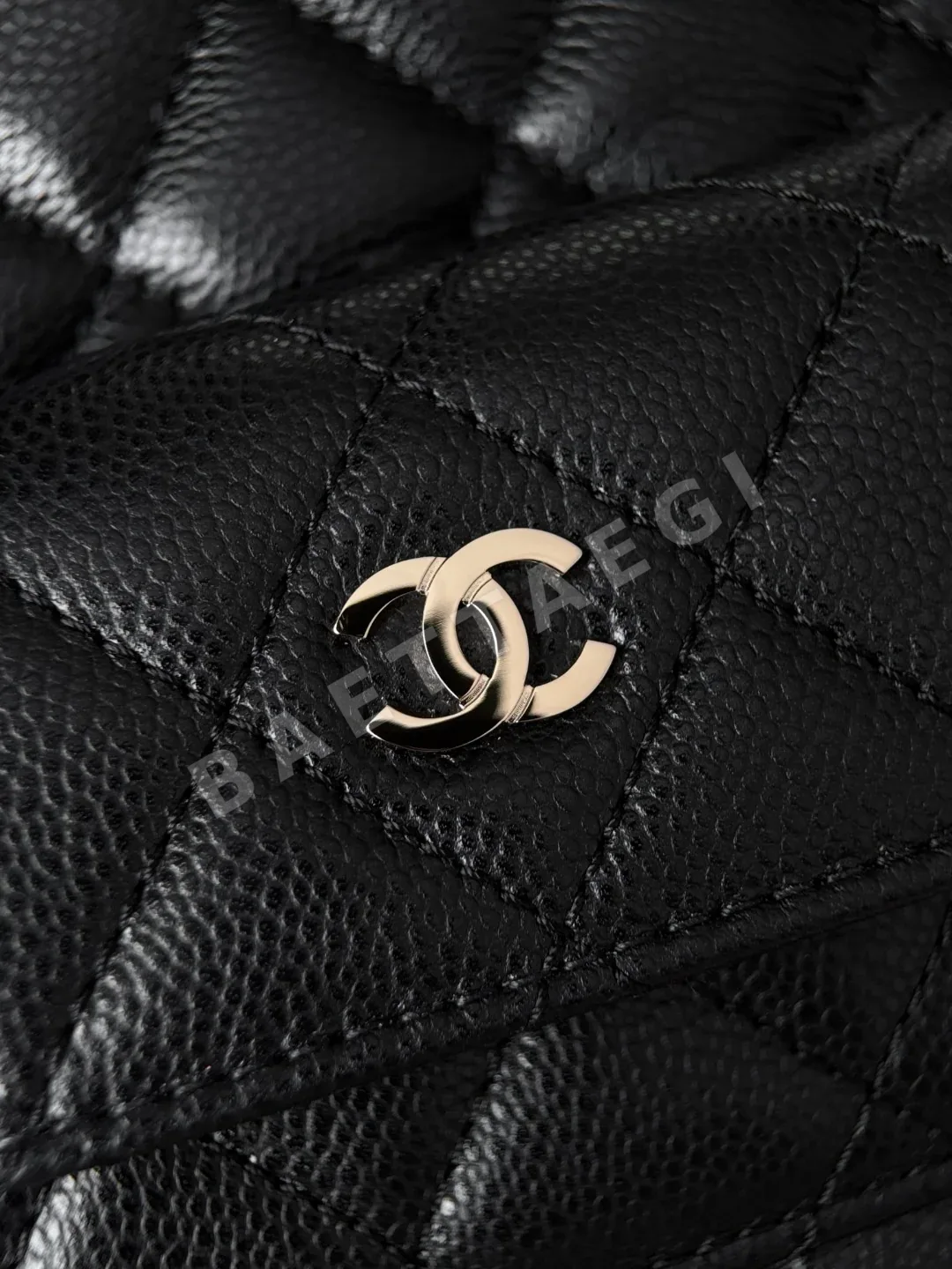 샤넬 미니 백팩 연금장 블랙 가방 상세 이미지 8