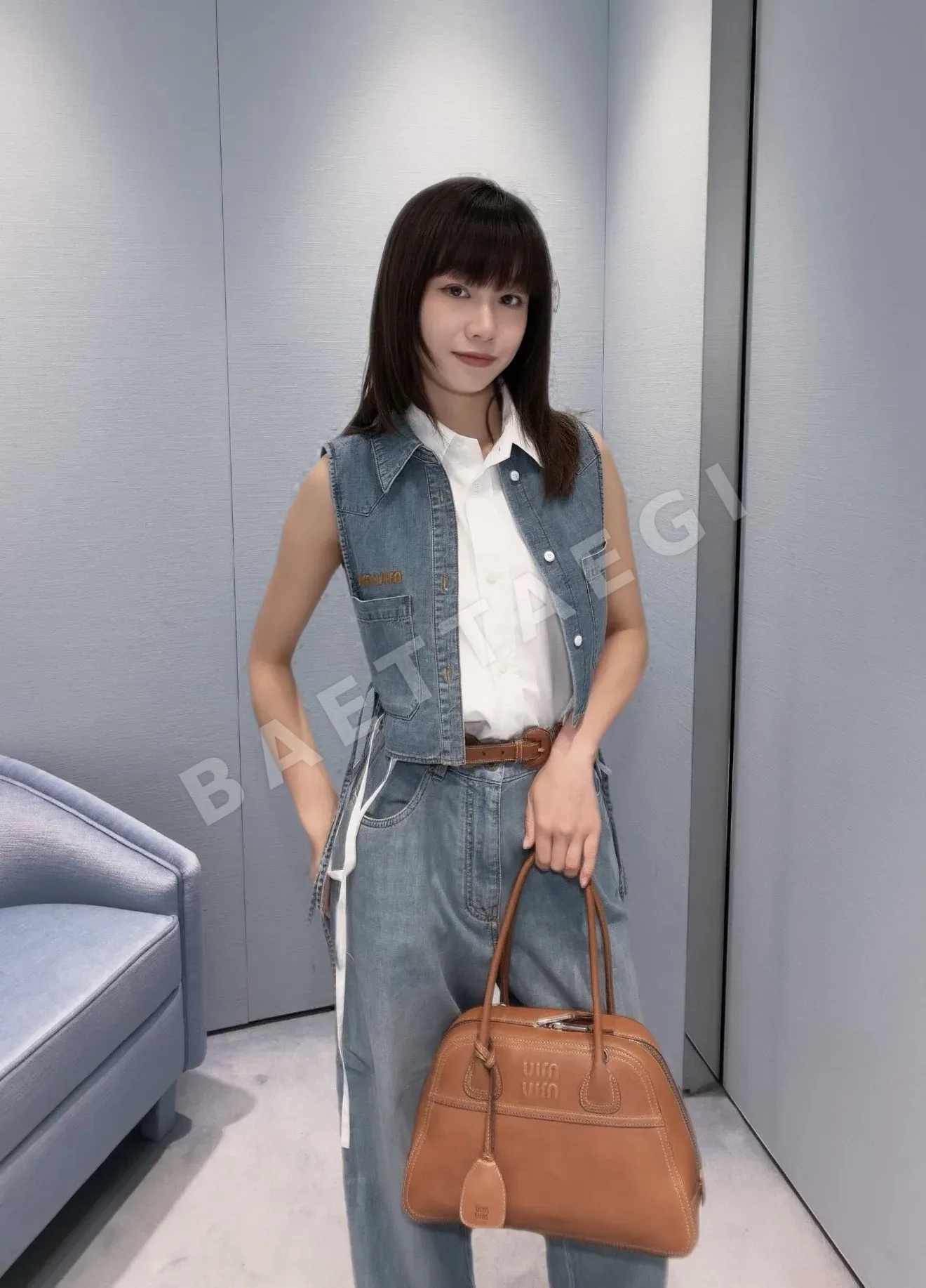 미우미우 데님 베스트 여성 민소매 상세 이미지 2