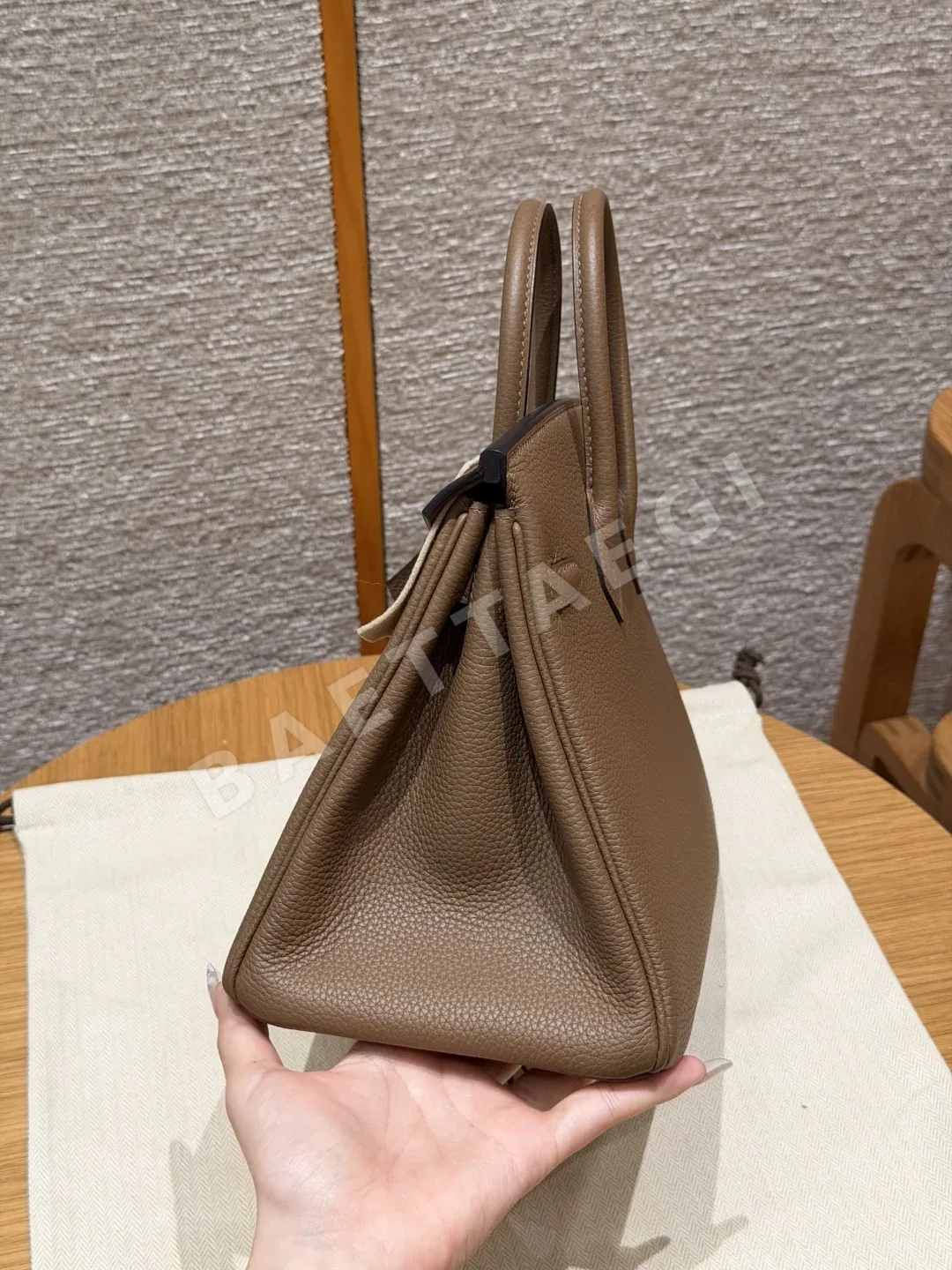 에르메스 버킨 25 토고 베이지 가방 상세 이미지 4