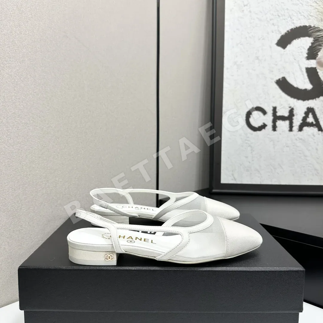 샤넬 투톤 슬링백 플랫 샌들 98357