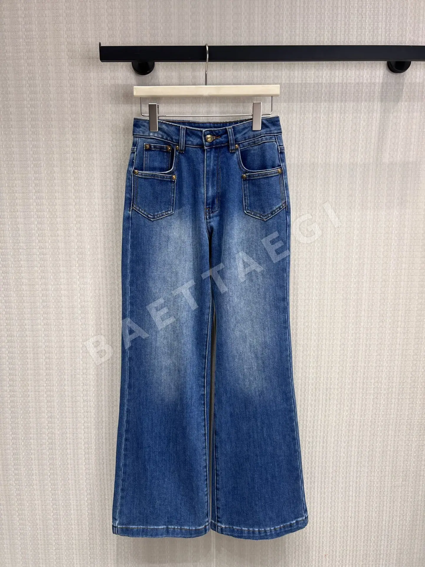 미우미우 레트로 워시드 데님 하이웨스트 와이드 바지 상세 이미지 2