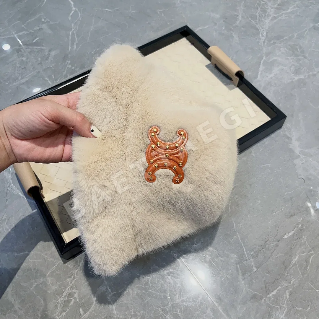 셀린느 모자 84300 Celine Cap 상세 이미지 4