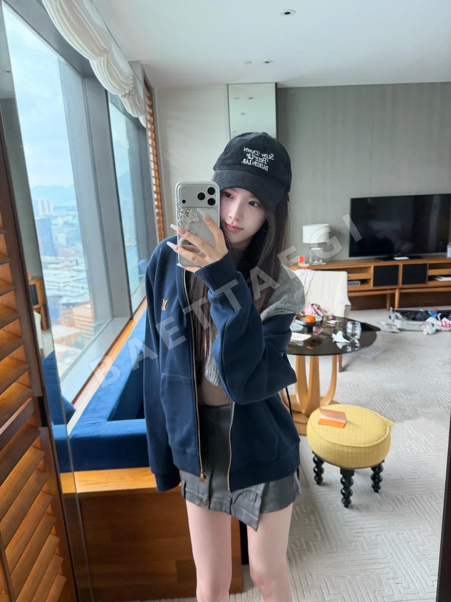 루이비통 LV 로고 집업 파커 남성 자켓 상세 이미지 20