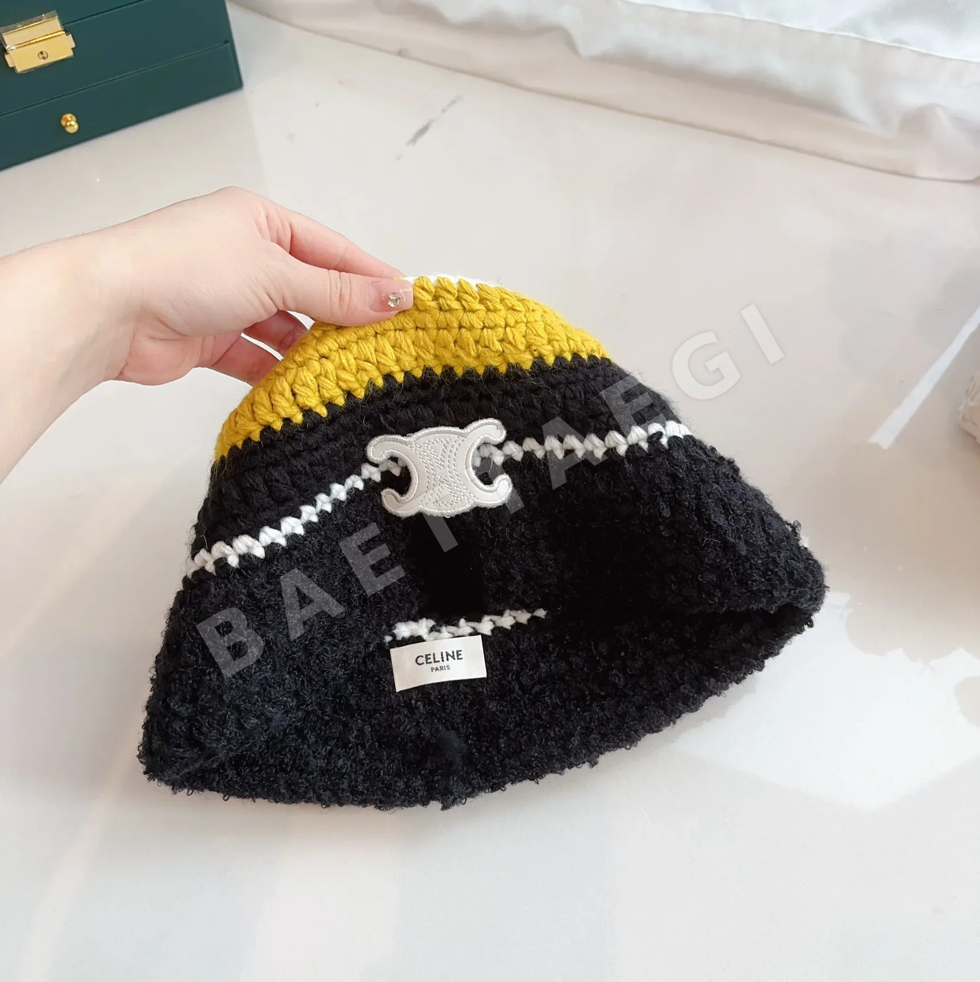 셀린느 컬러 블록 손뜨개 어부모자 상세 이미지 9