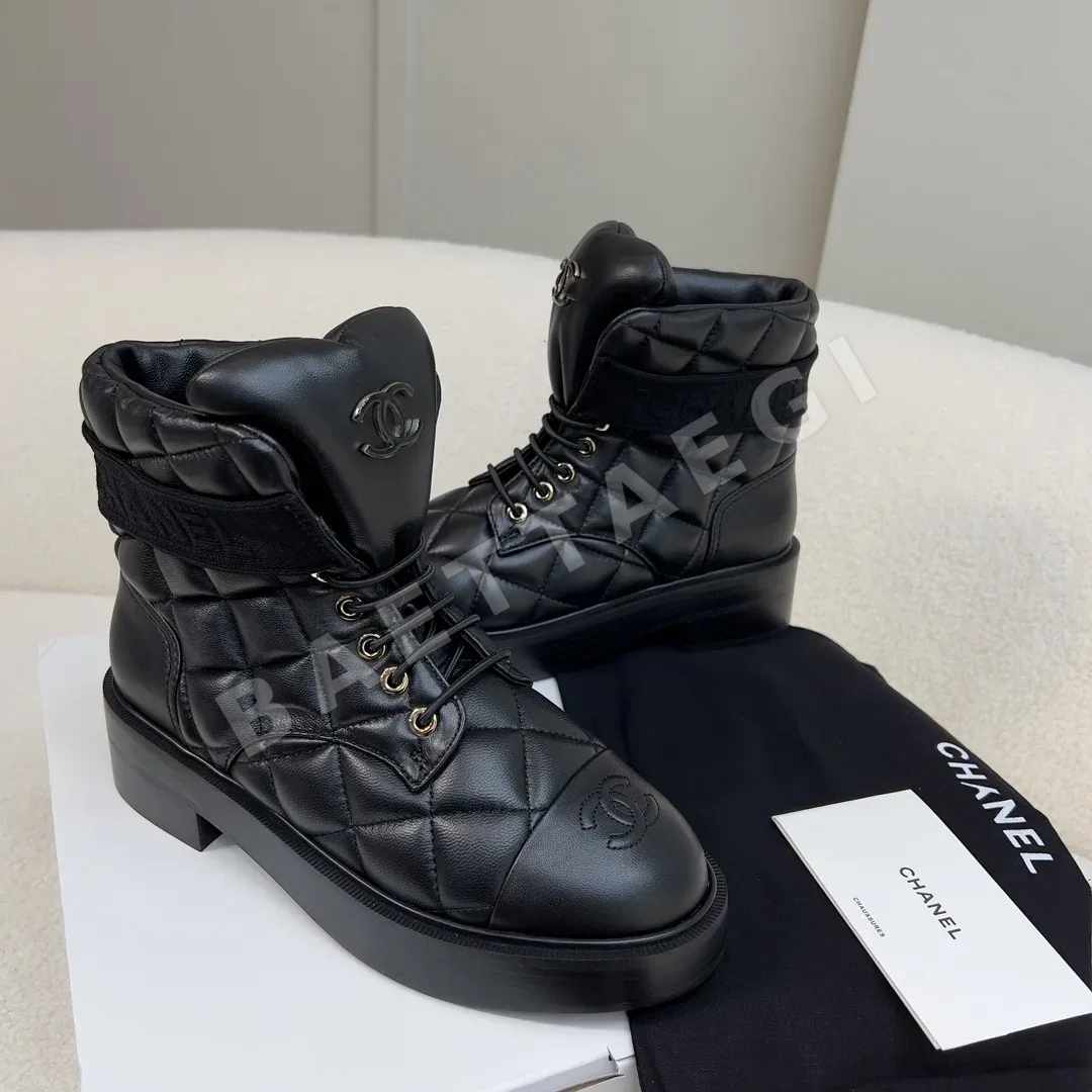 샤넬 23C 포지 램스킨 숏 부츠 상세 이미지 3