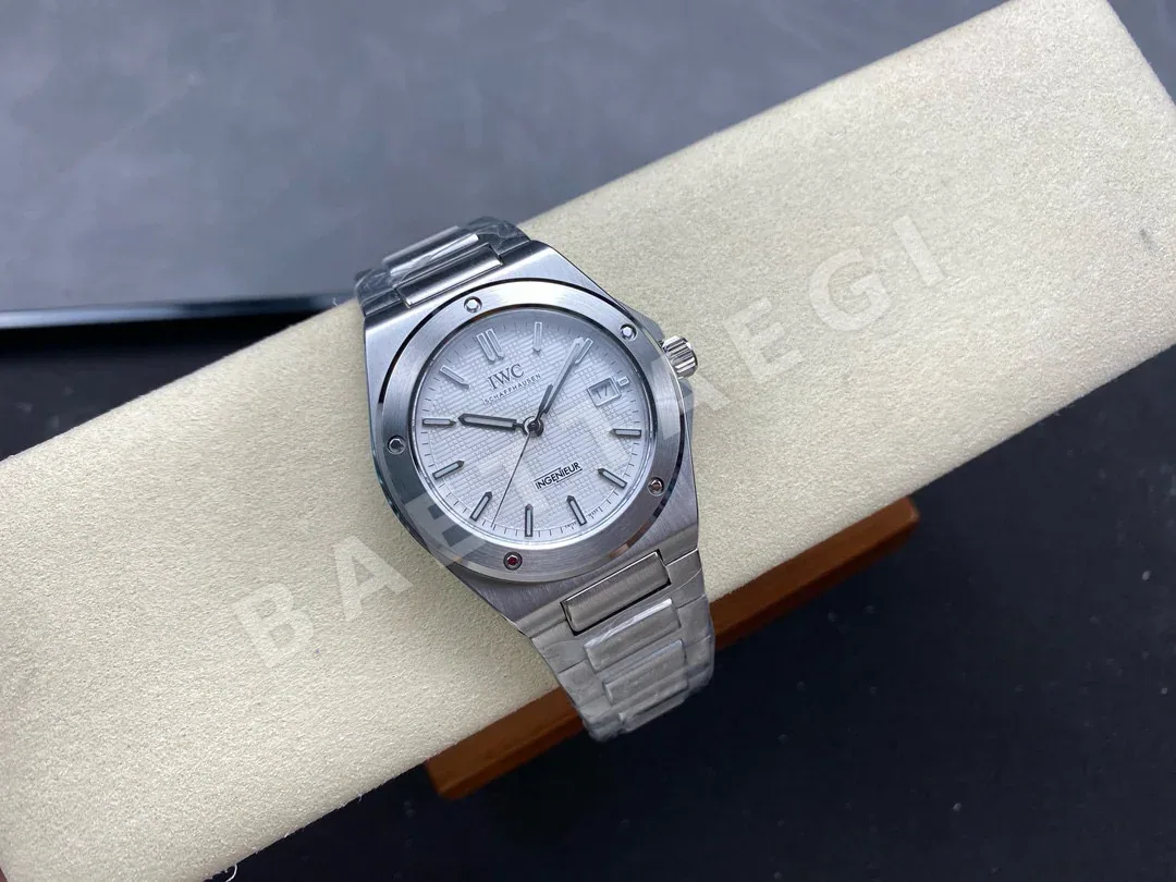 IWC 인제니어 오토매틱 시계 상세 이미지 4