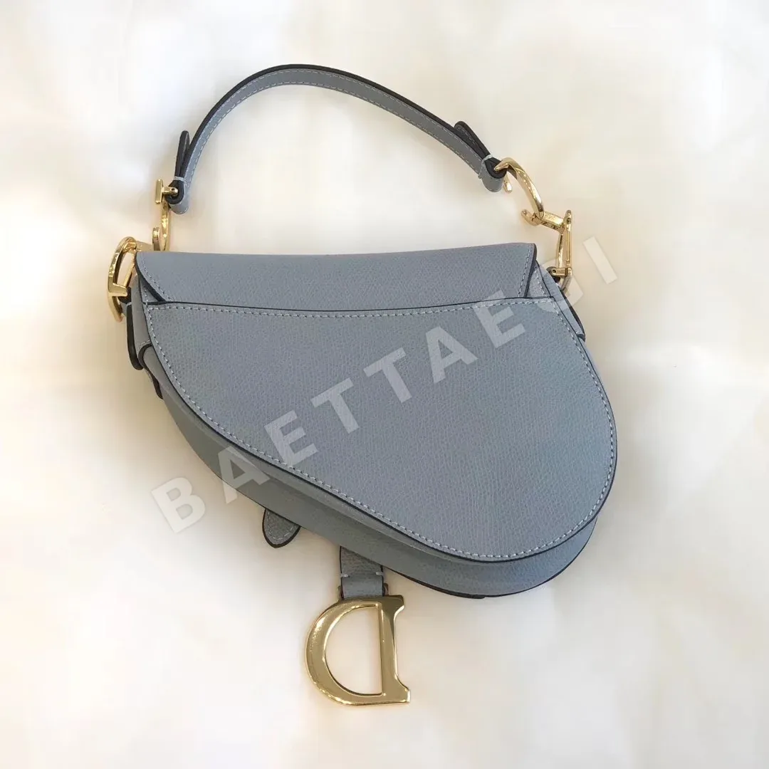 디올 앤티크 금속 장식 미니 숄더백 상세 이미지 2