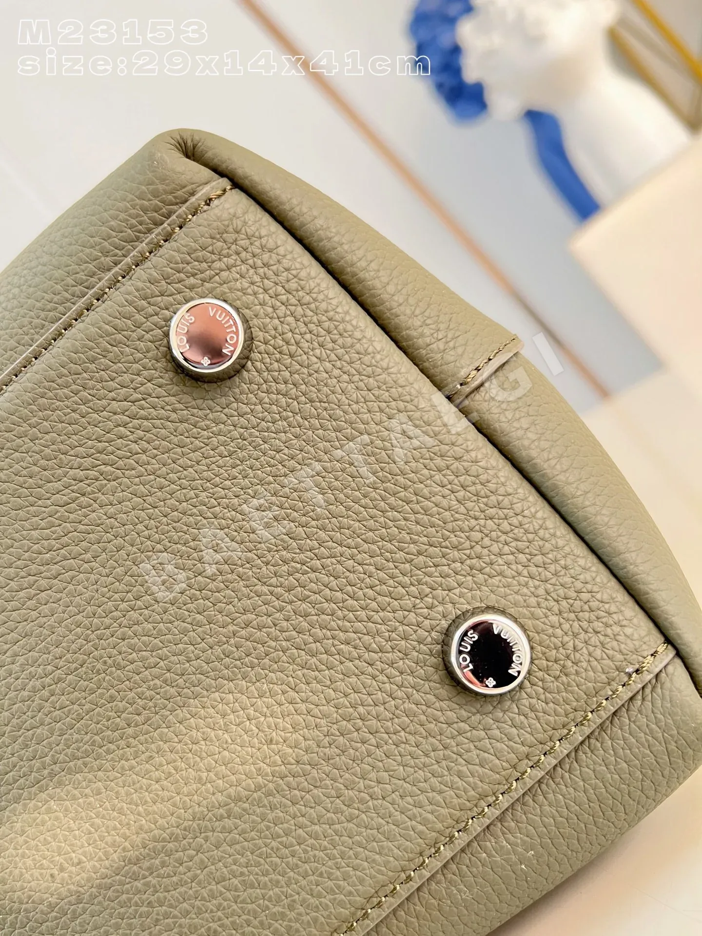 루이비통 M23153 그린 토트백 상세 이미지 8
