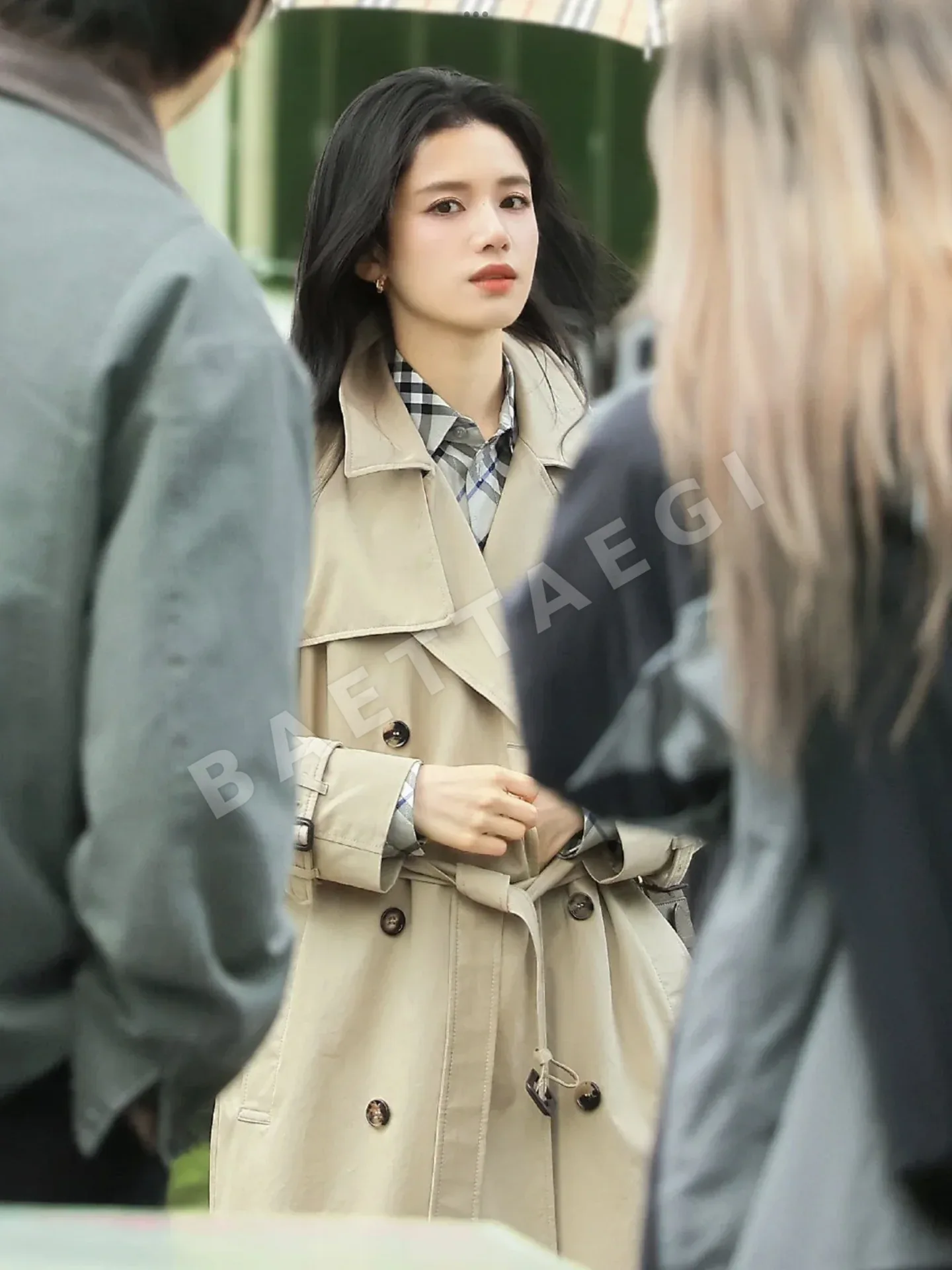 버버리 클래식 여성 트렌치 코트 자켓 상세 이미지 7