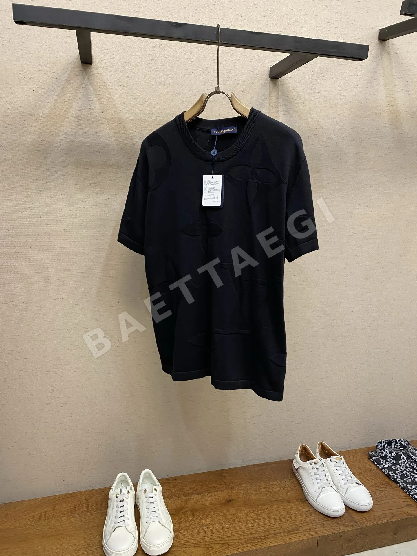 루이비통 모노그램 자카드 반팔 티셔츠 96637