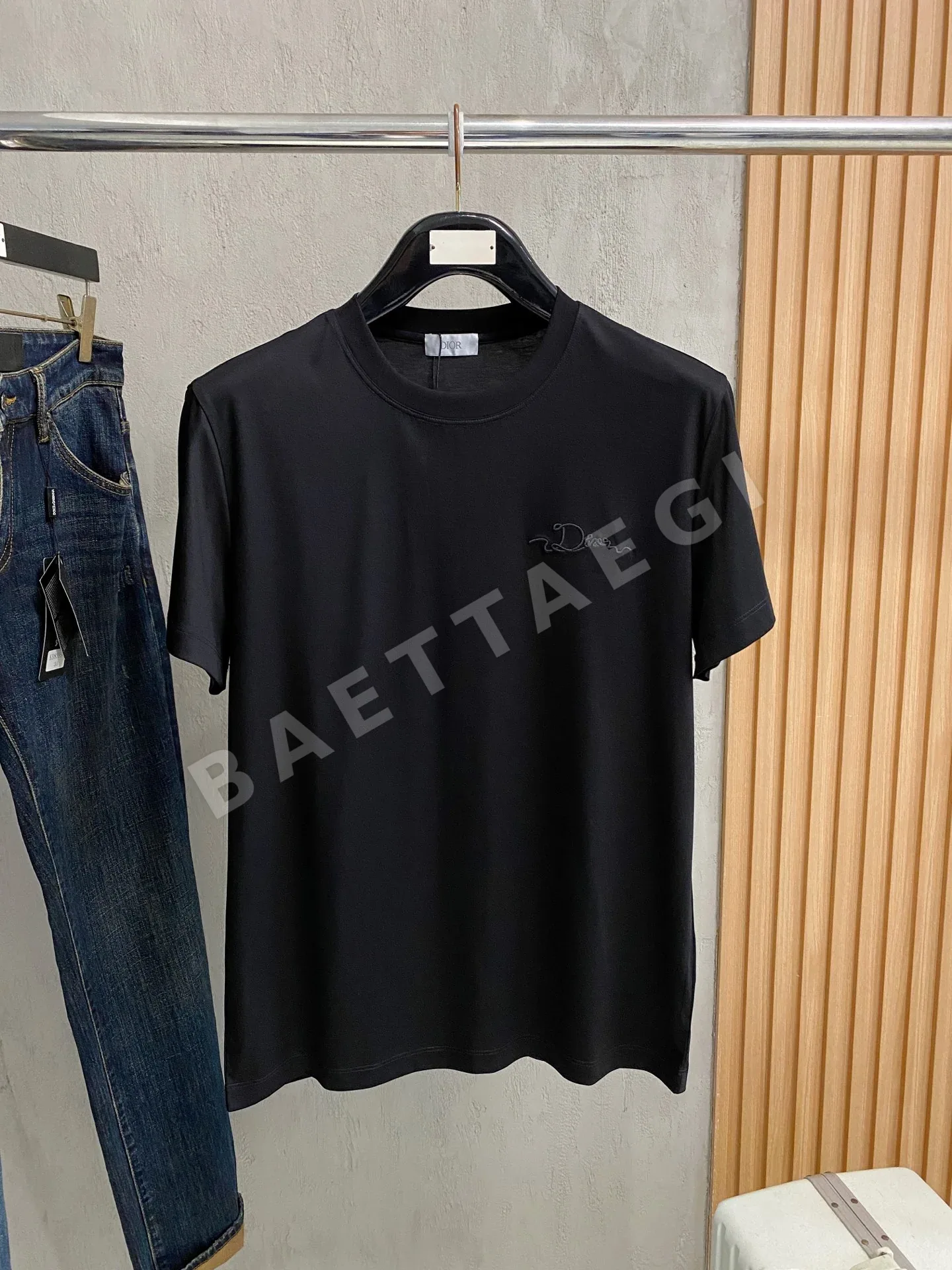 디올 크루넥 반팔 티셔츠 47553