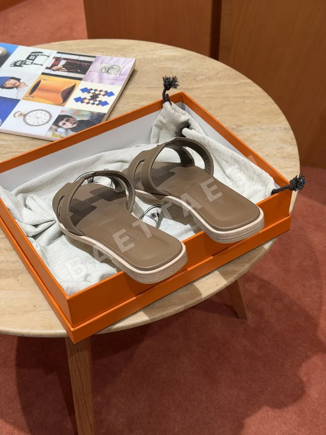 에르메스 오란 샌들 Calfskin H 컷아웃 상세 이미지 5