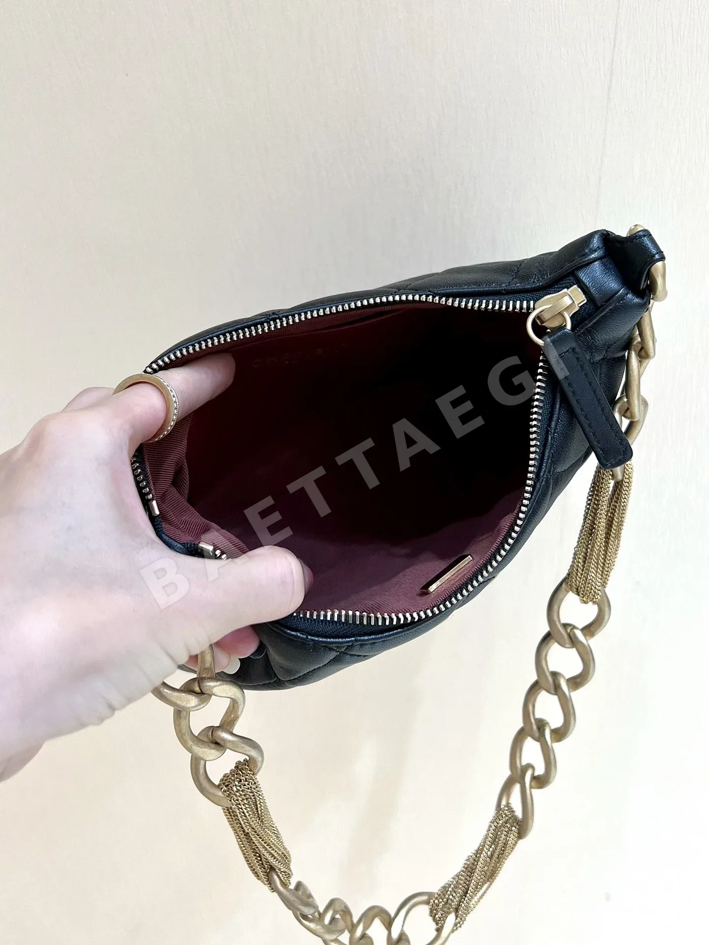 샤넬 메티에르 다르 호보백 AS4220 상세 이미지 4