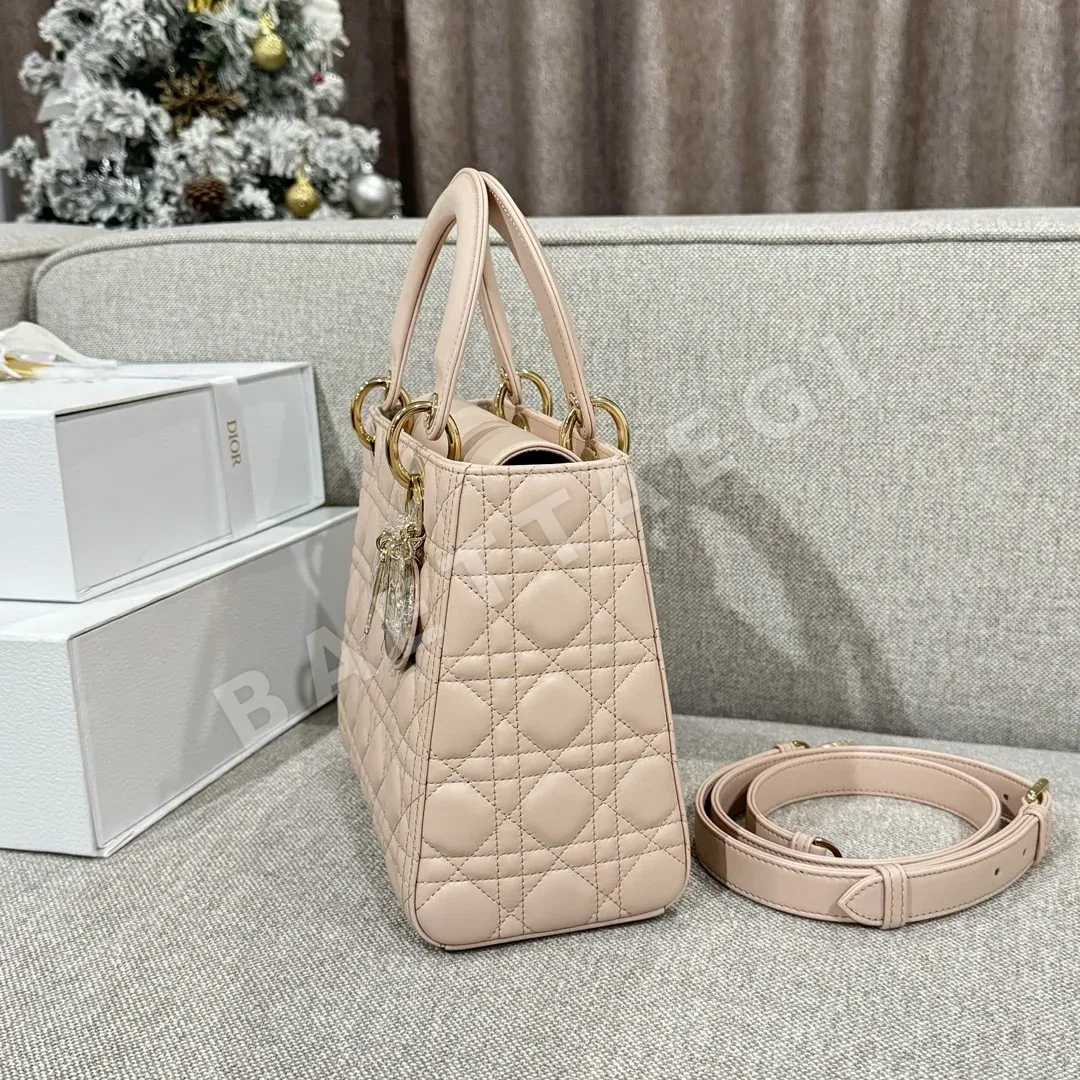 디올 레이디백 까나쥬 스티치 골드 하드웨어 가죽 숄더백 상세 이미지 3