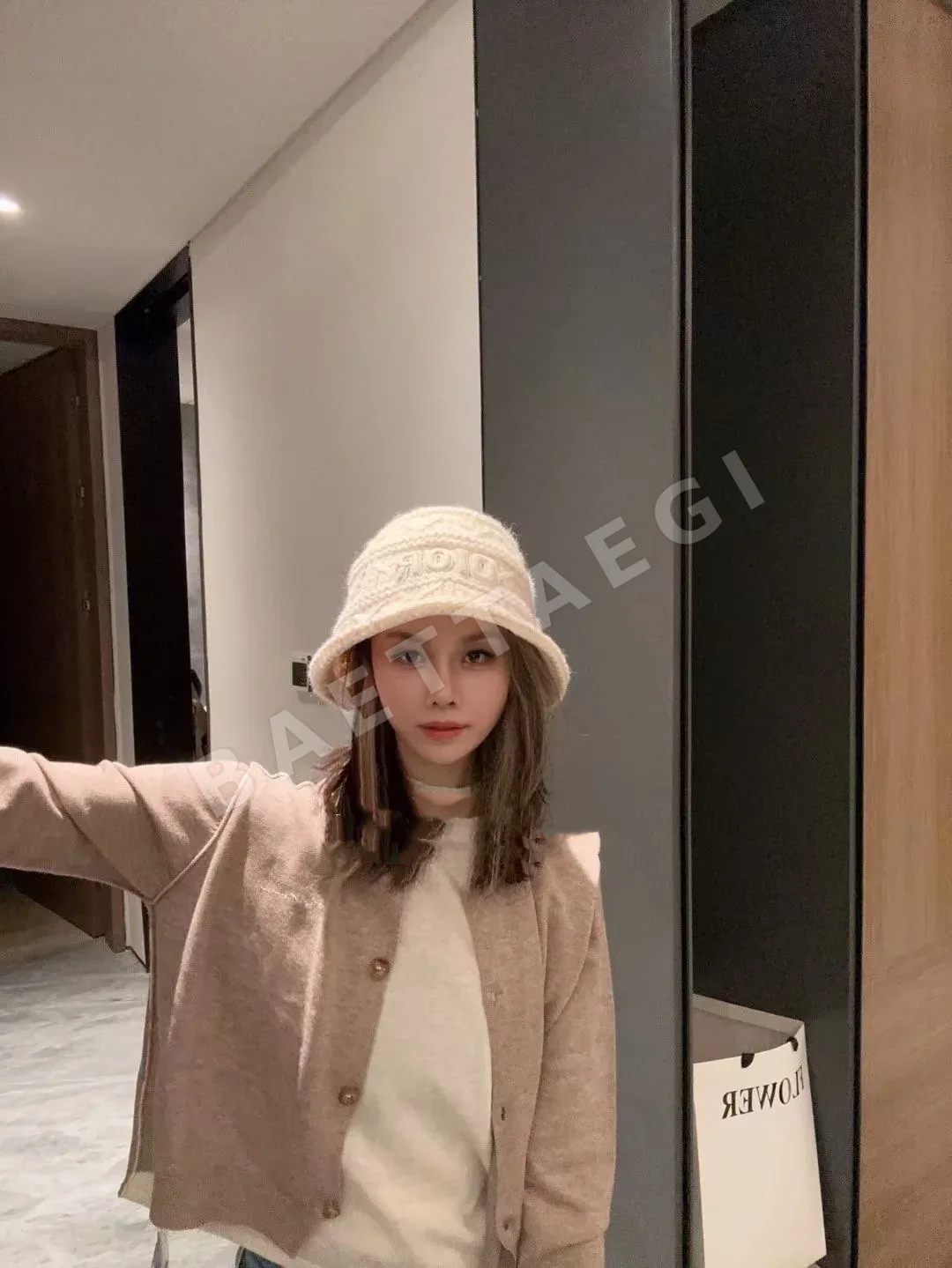 디올 니트 버킷햇 모자 상세 이미지 2