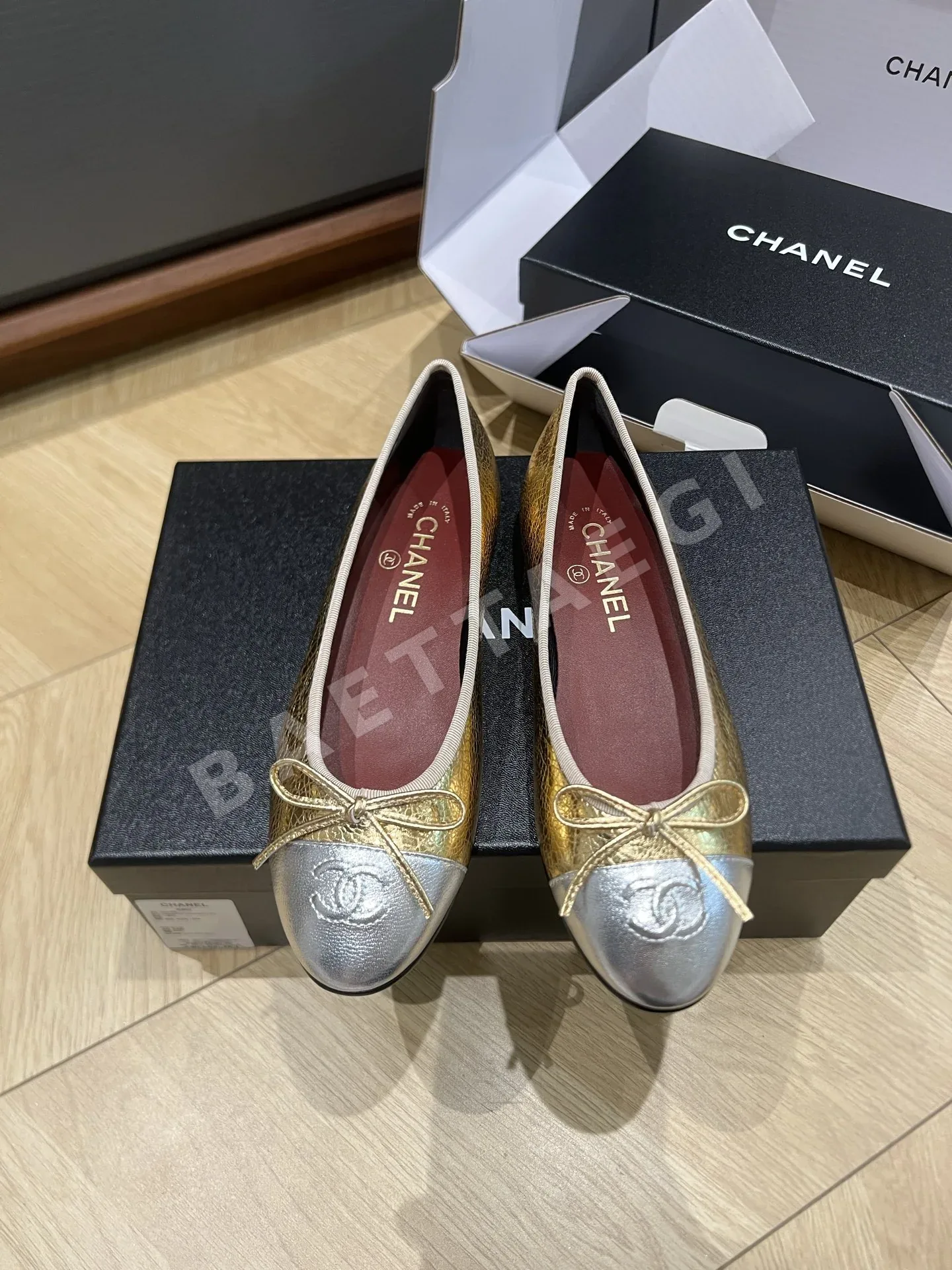 샤넬 클래식 보우 발레 플랫슈즈 95263