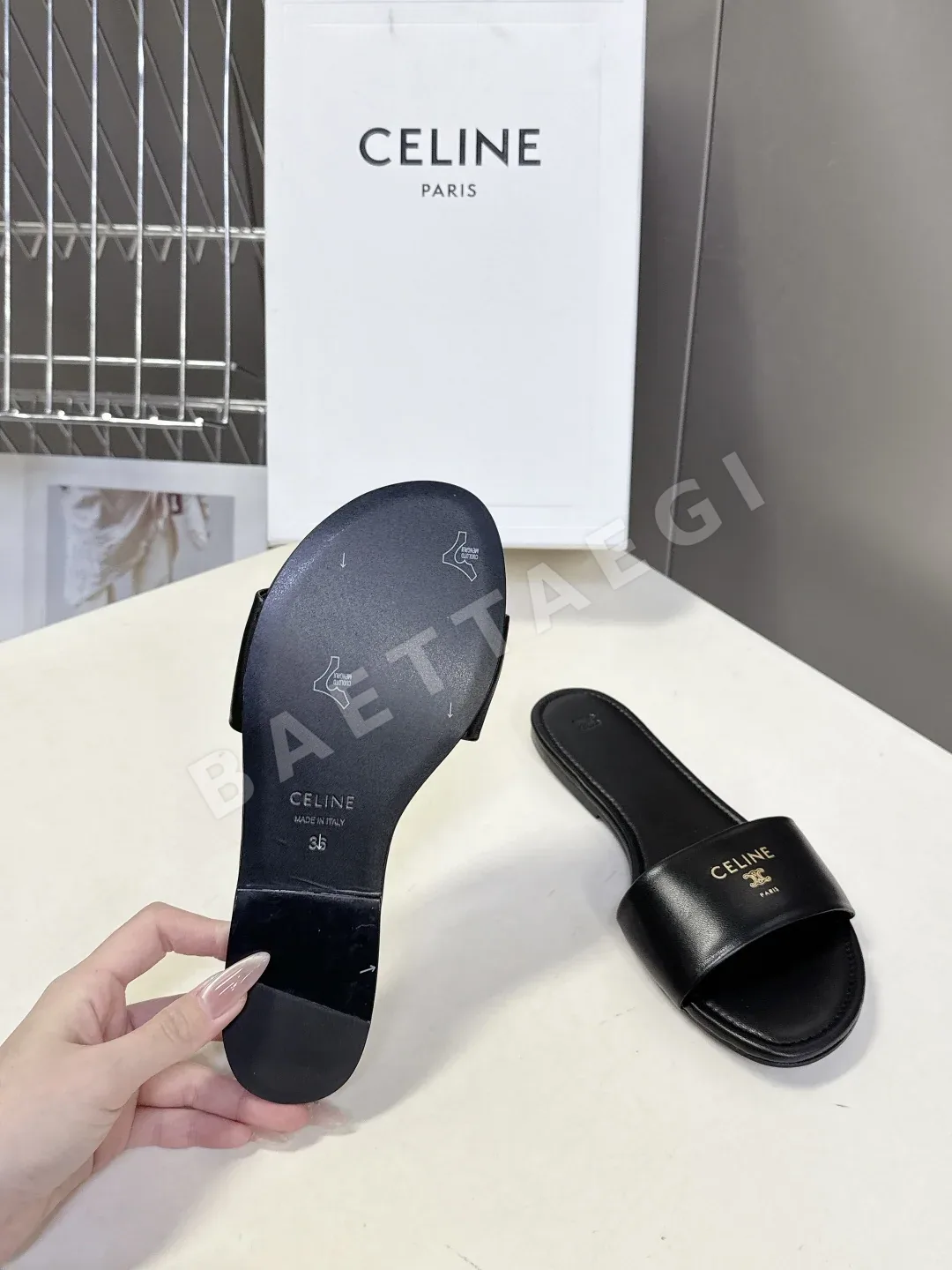 셀린느 개선문 스타일 빈티지 로마 샌들 상세 이미지 9