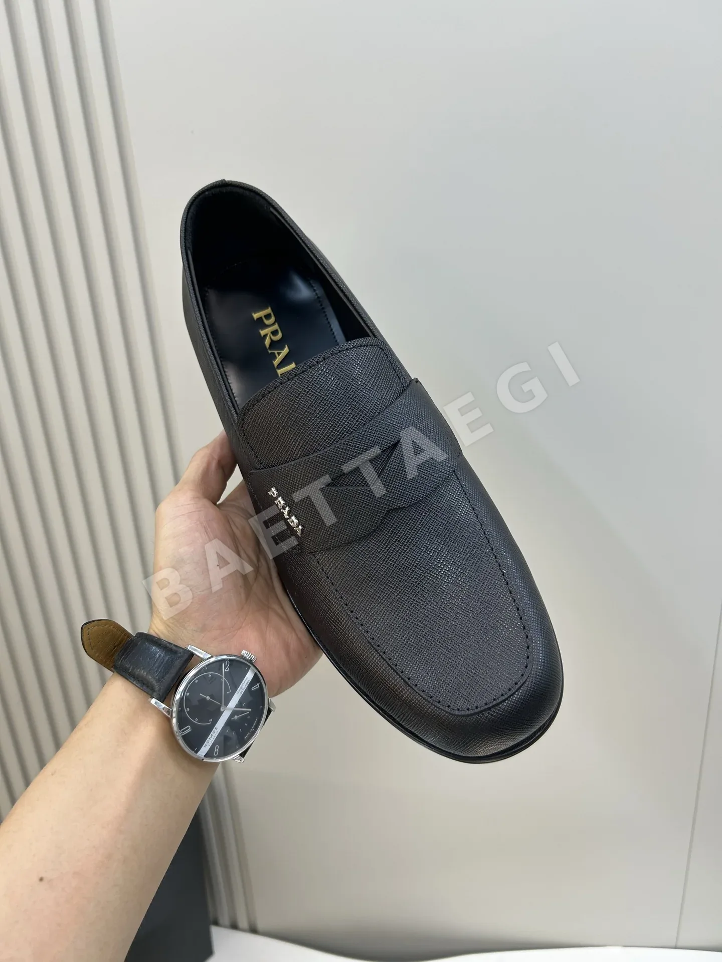 프라다 가죽 로퍼 상세 이미지 6