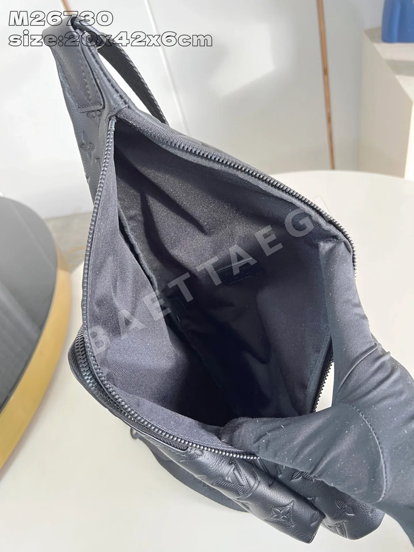 루이비통 모노그램 섀도우 듀오 숄더백 M26730 상세 이미지 8