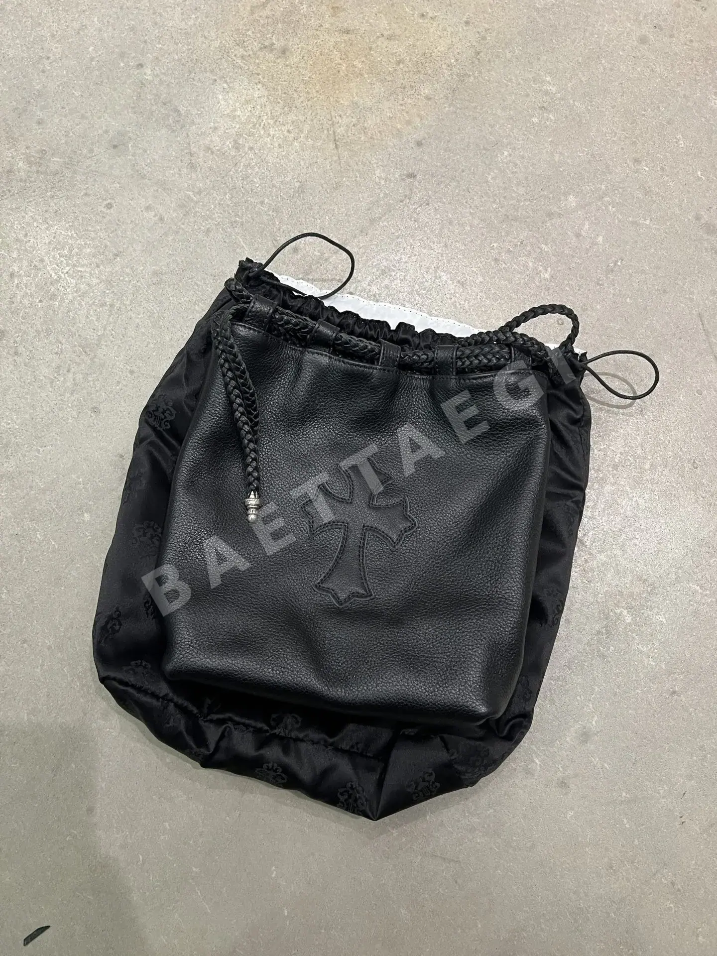 크롬하츠 가방 상세 이미지 1