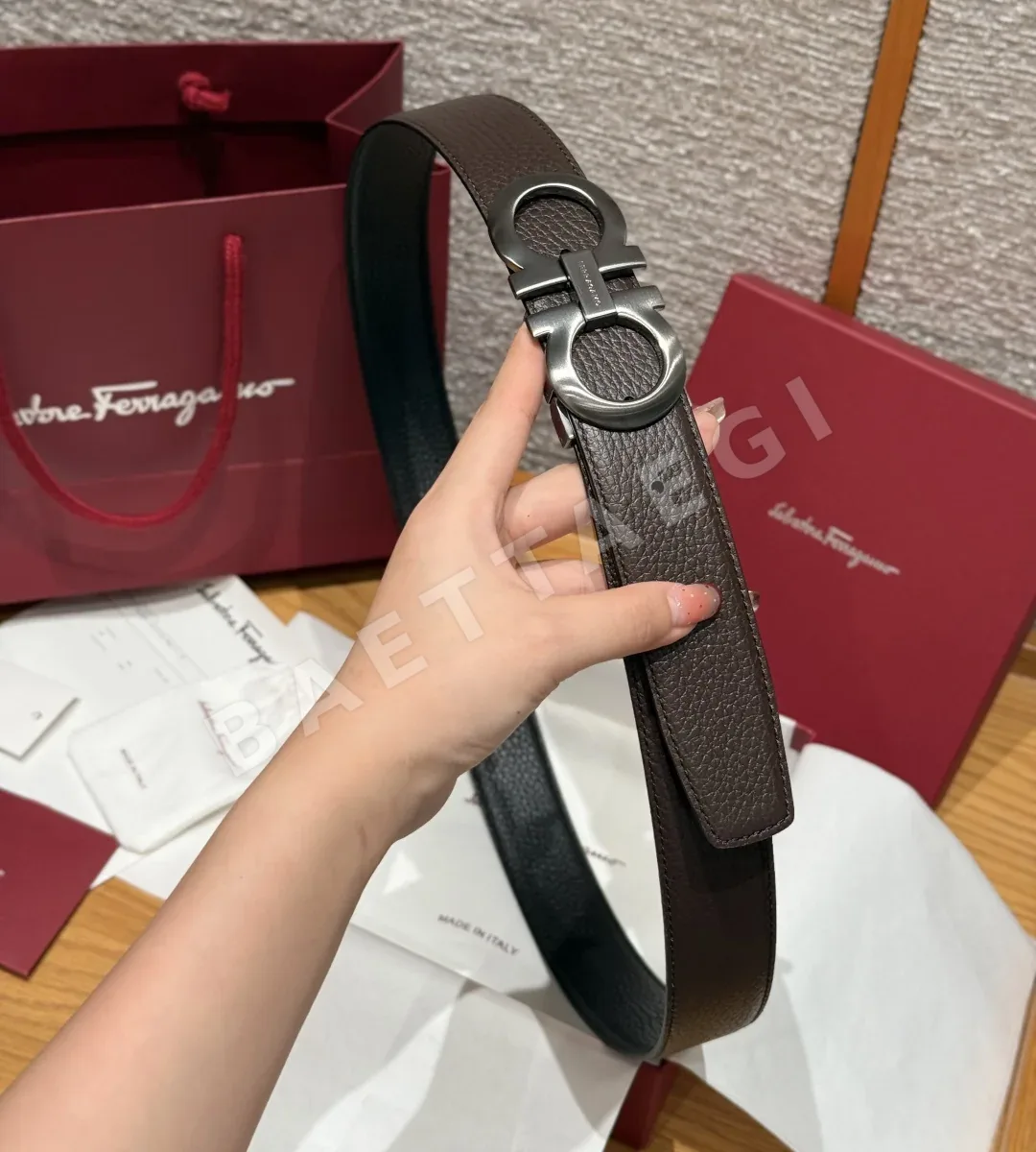 페레가모 양면 가죽 간치니 버클 벨트 상세 이미지 5