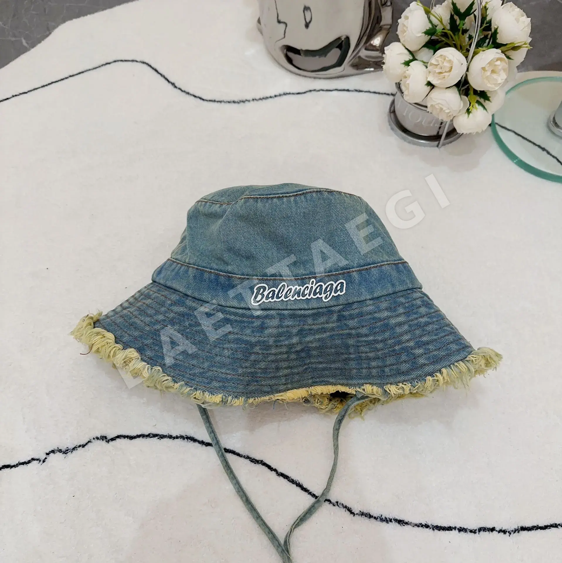 발렌시아가 데님 프린지 버킷햇 상세 이미지 8