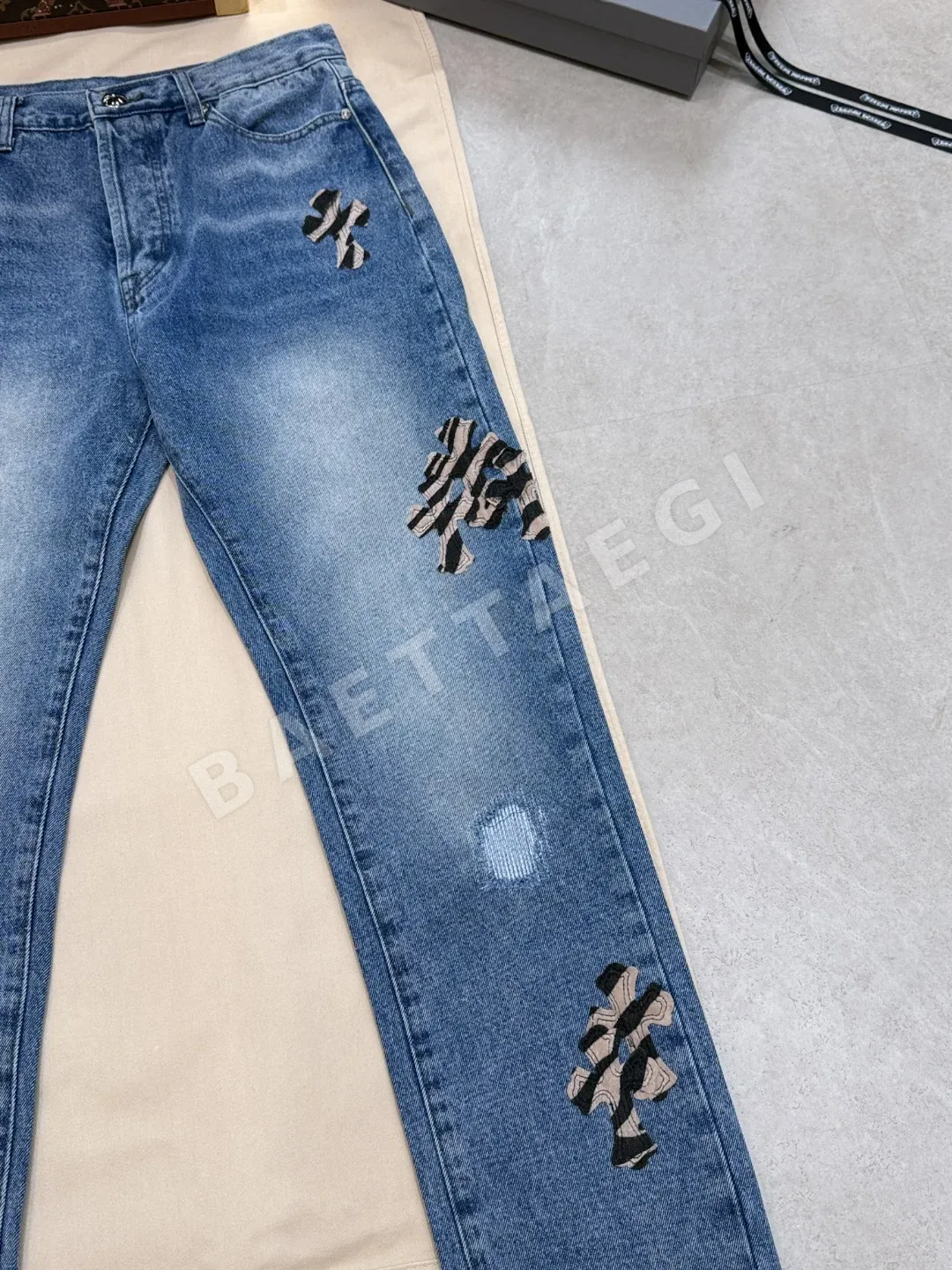 크롬하츠 남성 바지 상세 이미지 4