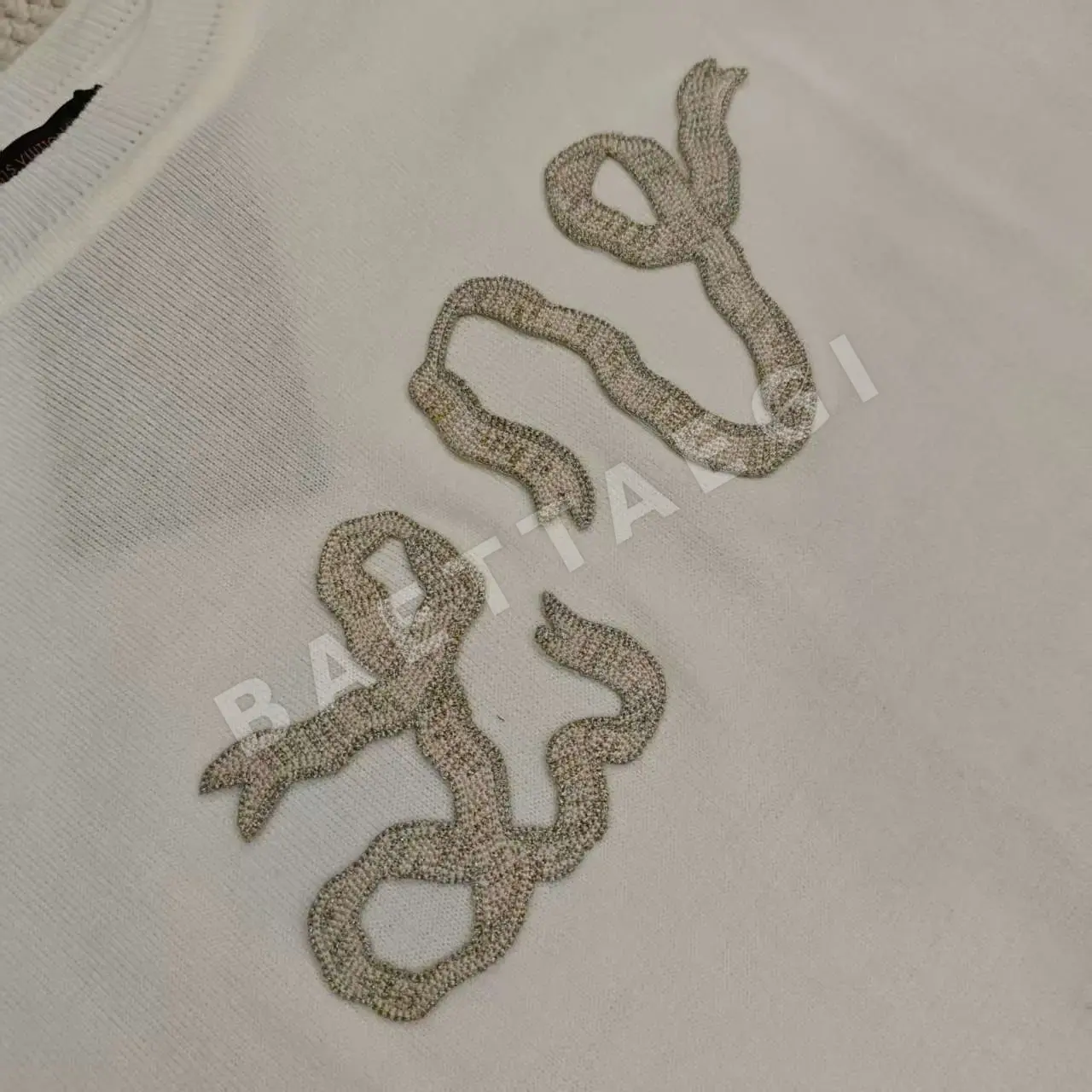루이비통 자수 니트 반팔 티셔츠 상세 이미지 3