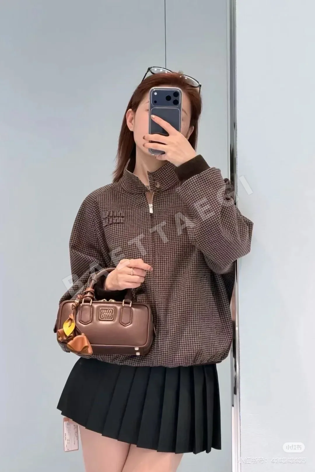 미우미우 체크 울 리버시블 여성 자켓
