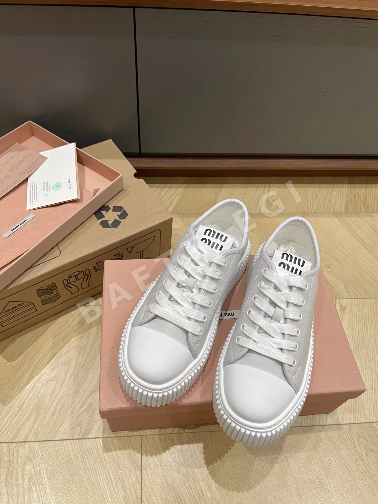 미우미우 신발 24151