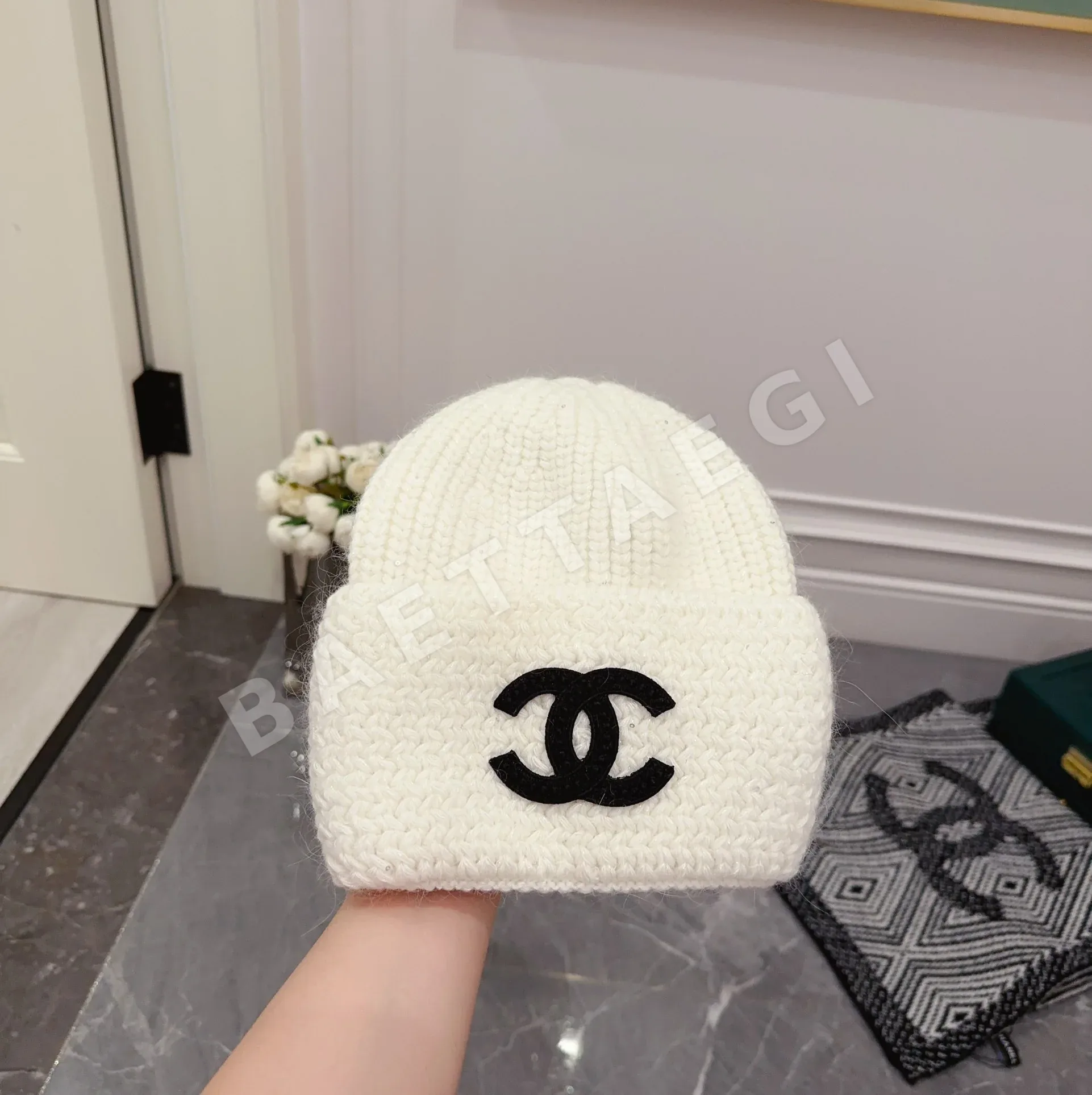 미우미우 모자 79435 Miu Miu Cap 상세 이미지 5