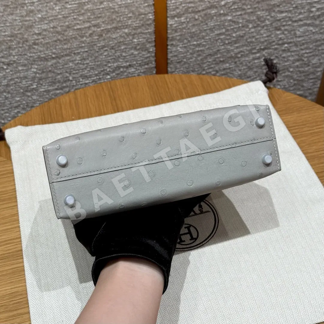 에르메스 미니 켈리 오스트리치 가죽 가방 상세 이미지 5