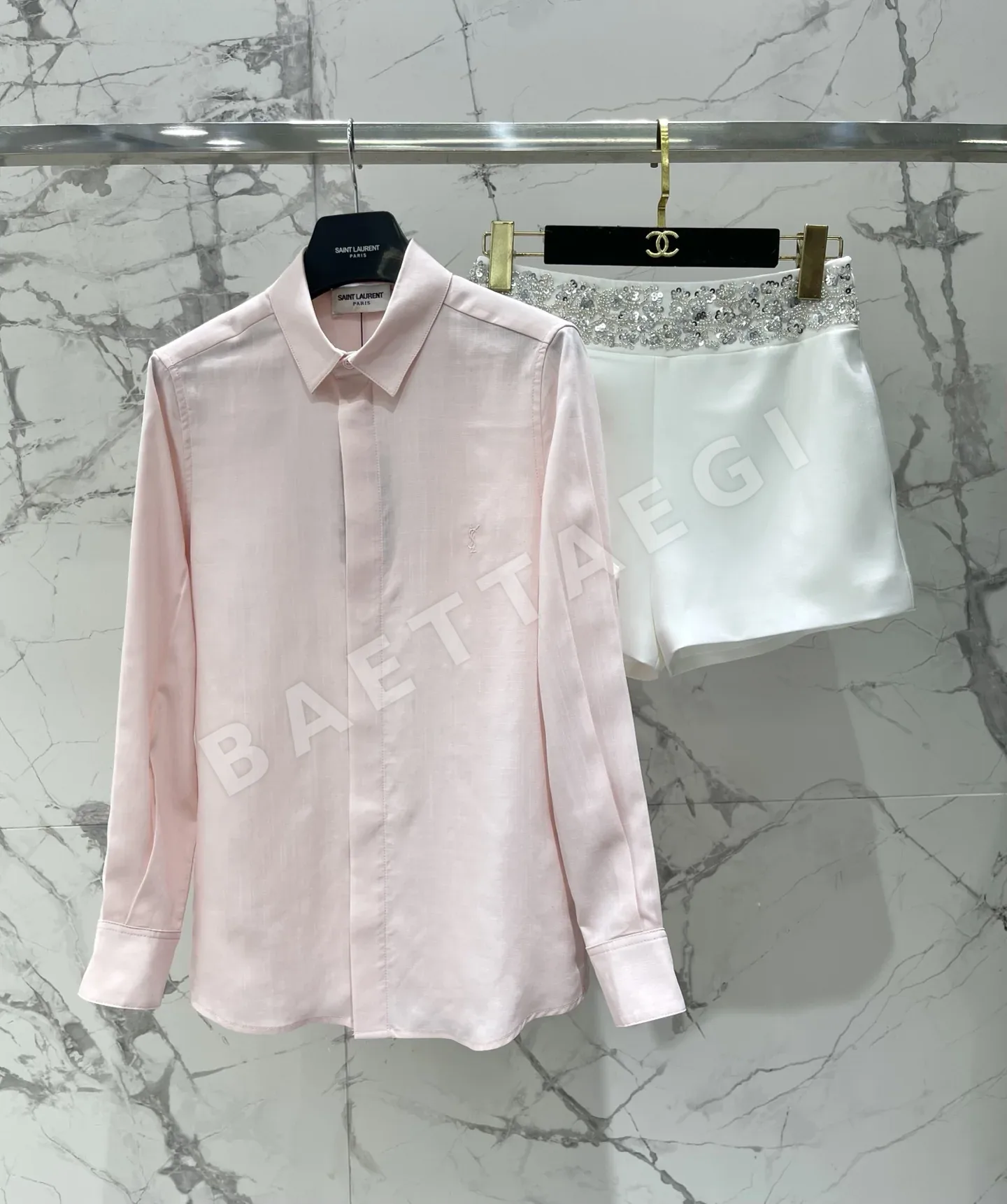 생로랑 YSL 로고 자수 실크 여성 셔츠 상세 이미지 9