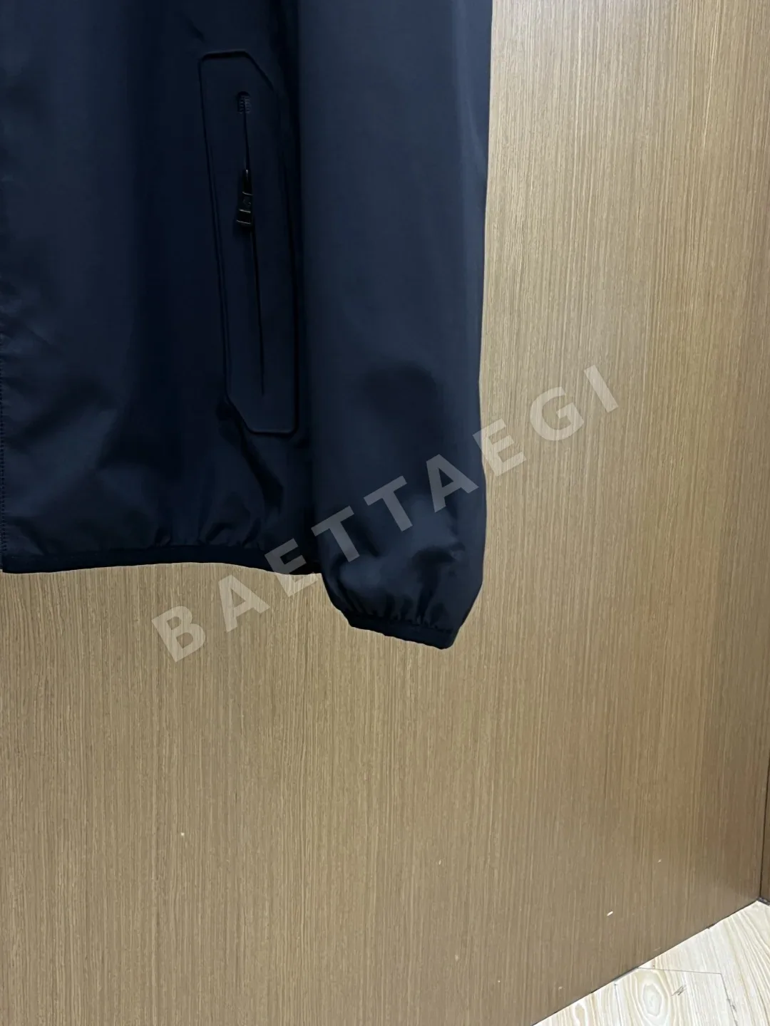 몽클레르 후드 캐주얼 남성 자켓 상세 이미지 6