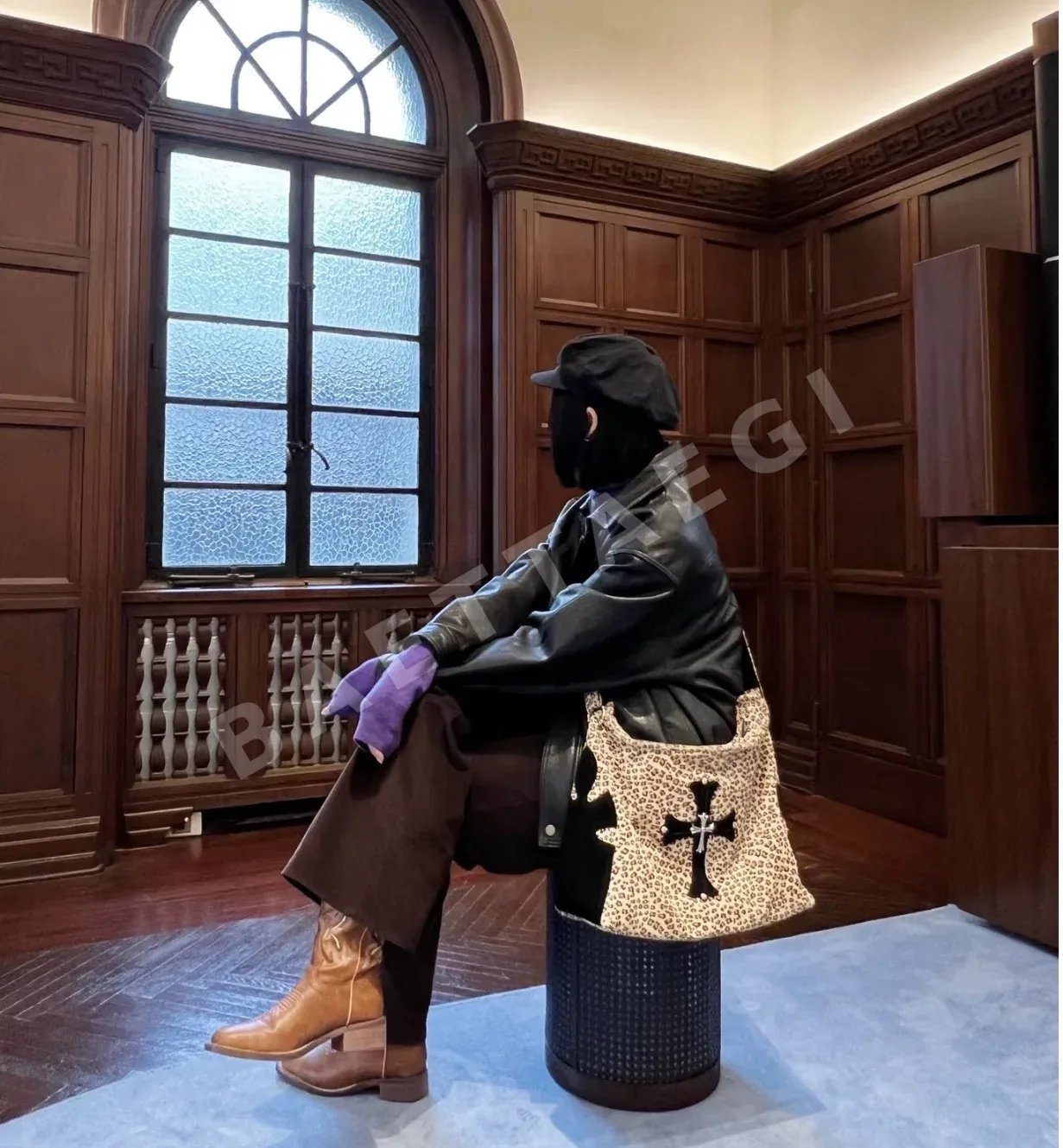 크롬하츠 블랙 레오파드 크로스바디 가방 상세 이미지 13