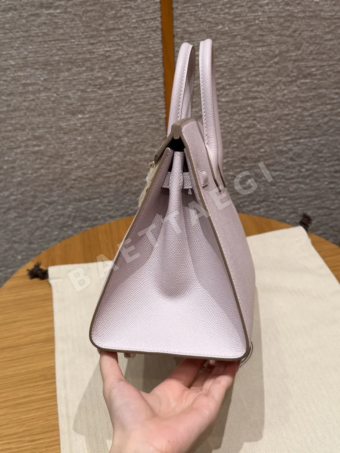 에르메스 버킨 25 가죽 가방 상세 이미지 4