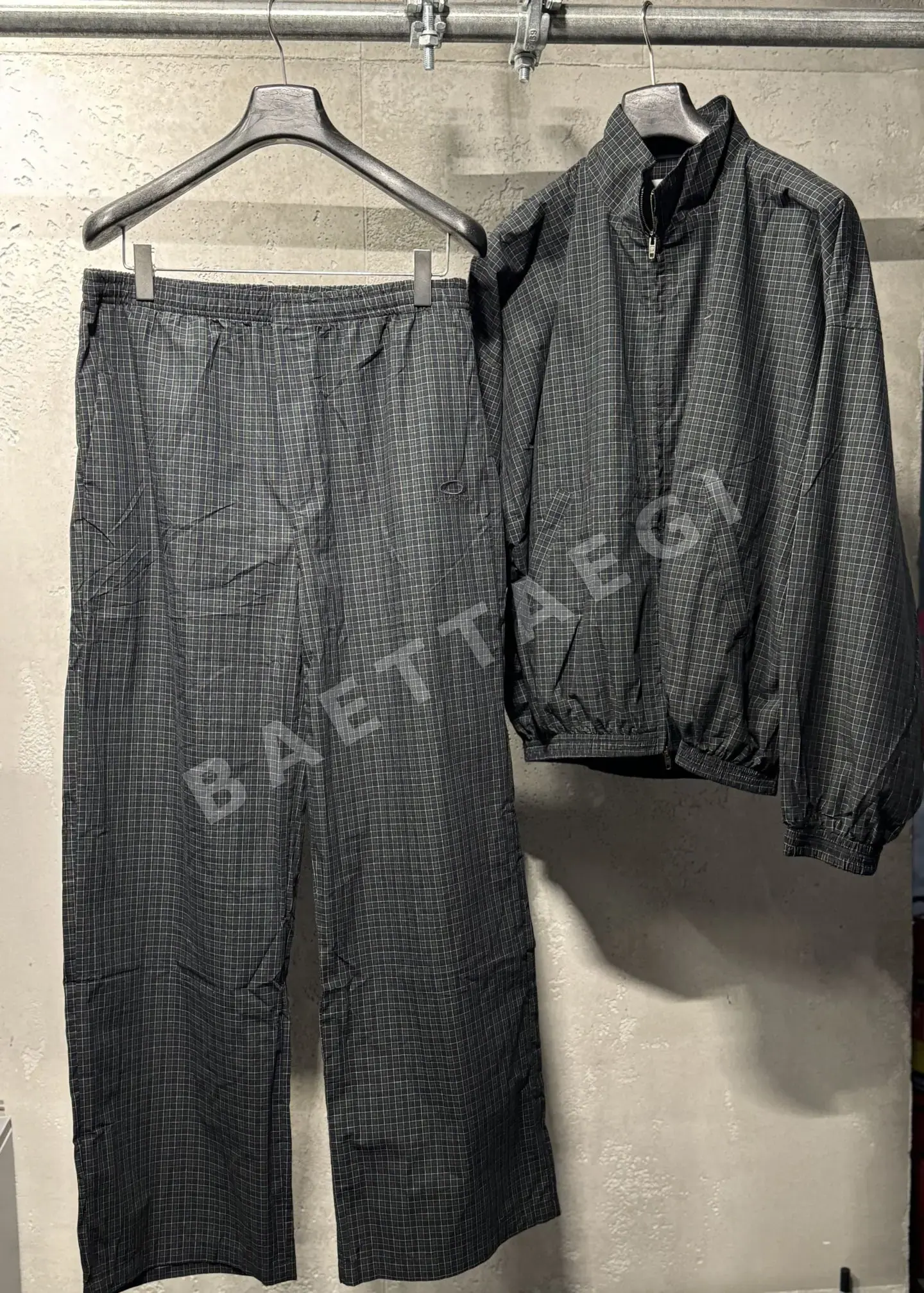 발렌시아가 남성 자켓 상세 이미지 3