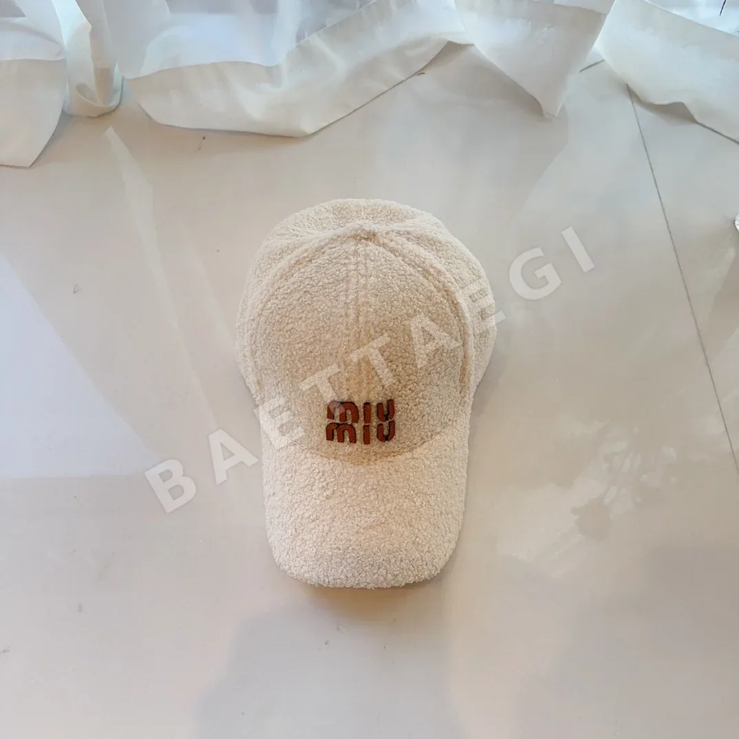 미우미우 모자 81071 Miu Miu Cap