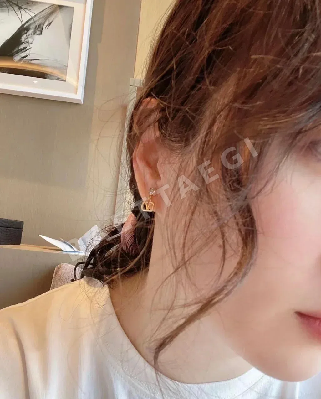 발렌티노 미니 컬러 큐빅 귀걸이 상세 이미지 9