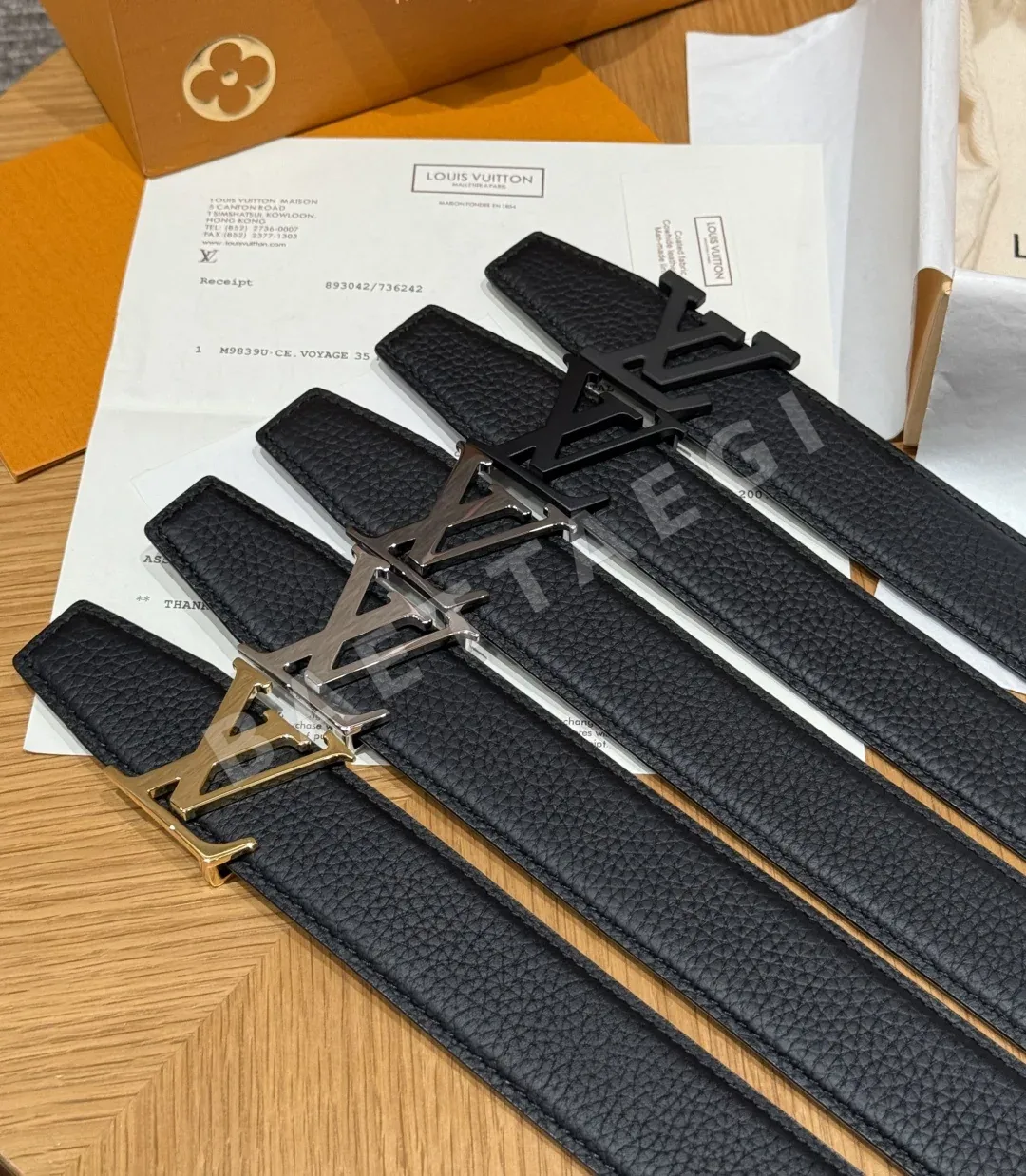 루이비통 헤리티지 리버시블 그레인 가죽 벨트 173398