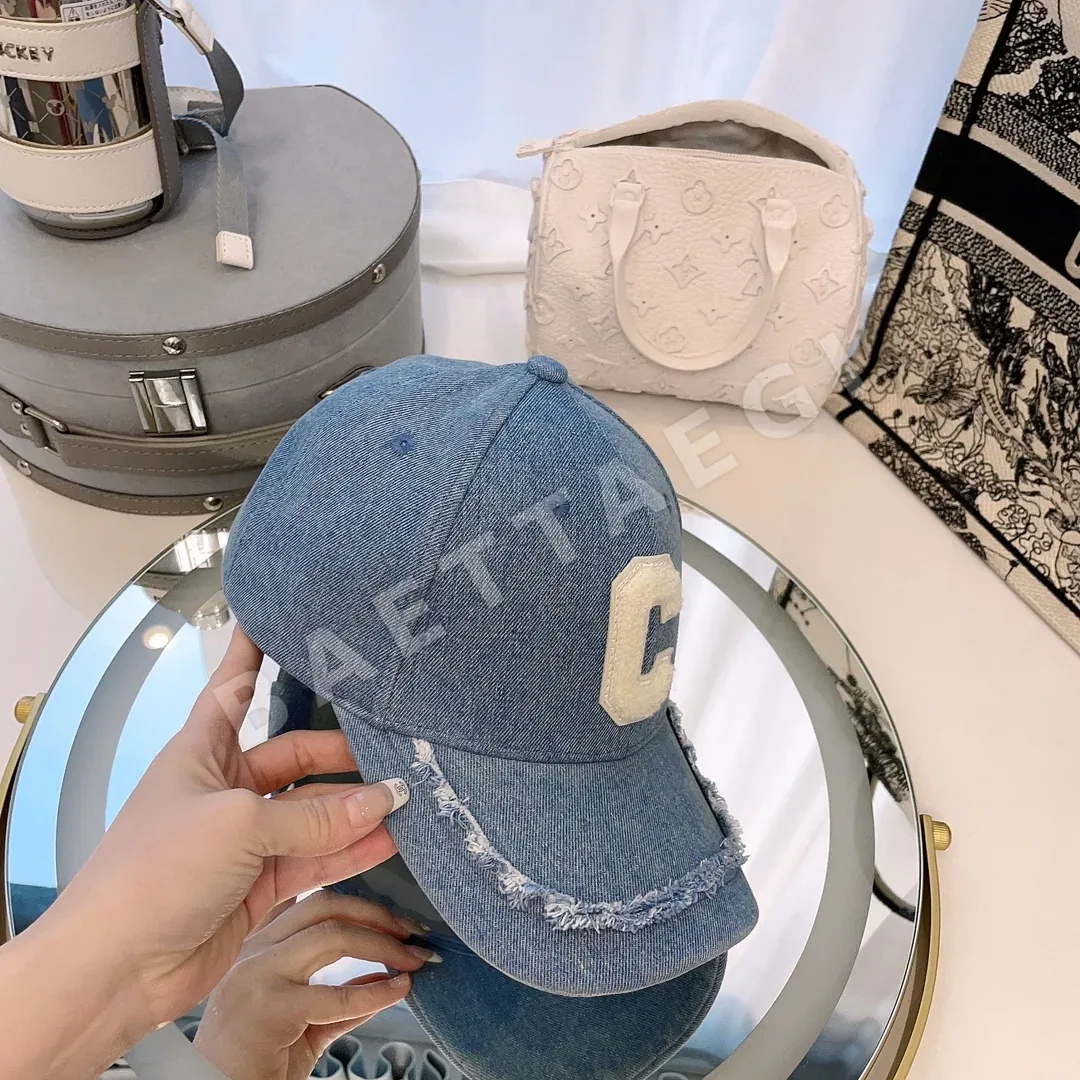 셀린느 워시드 데님 태슬 야구모자 상세 이미지 3