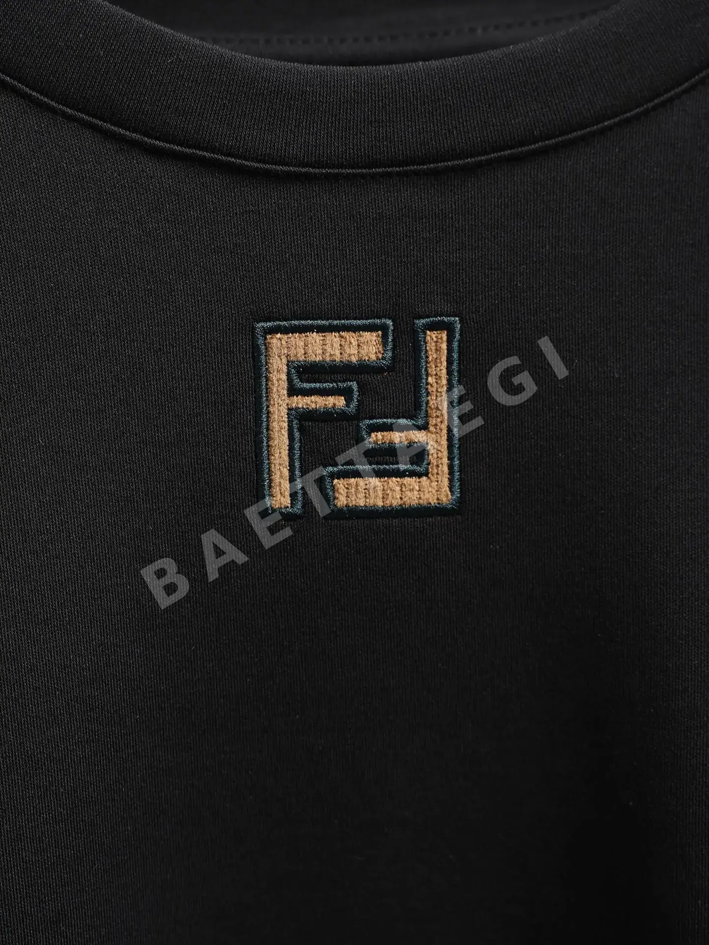 펜디 코듀로이 FF 패턴 남성 반팔 티셔츠 상세 이미지 3