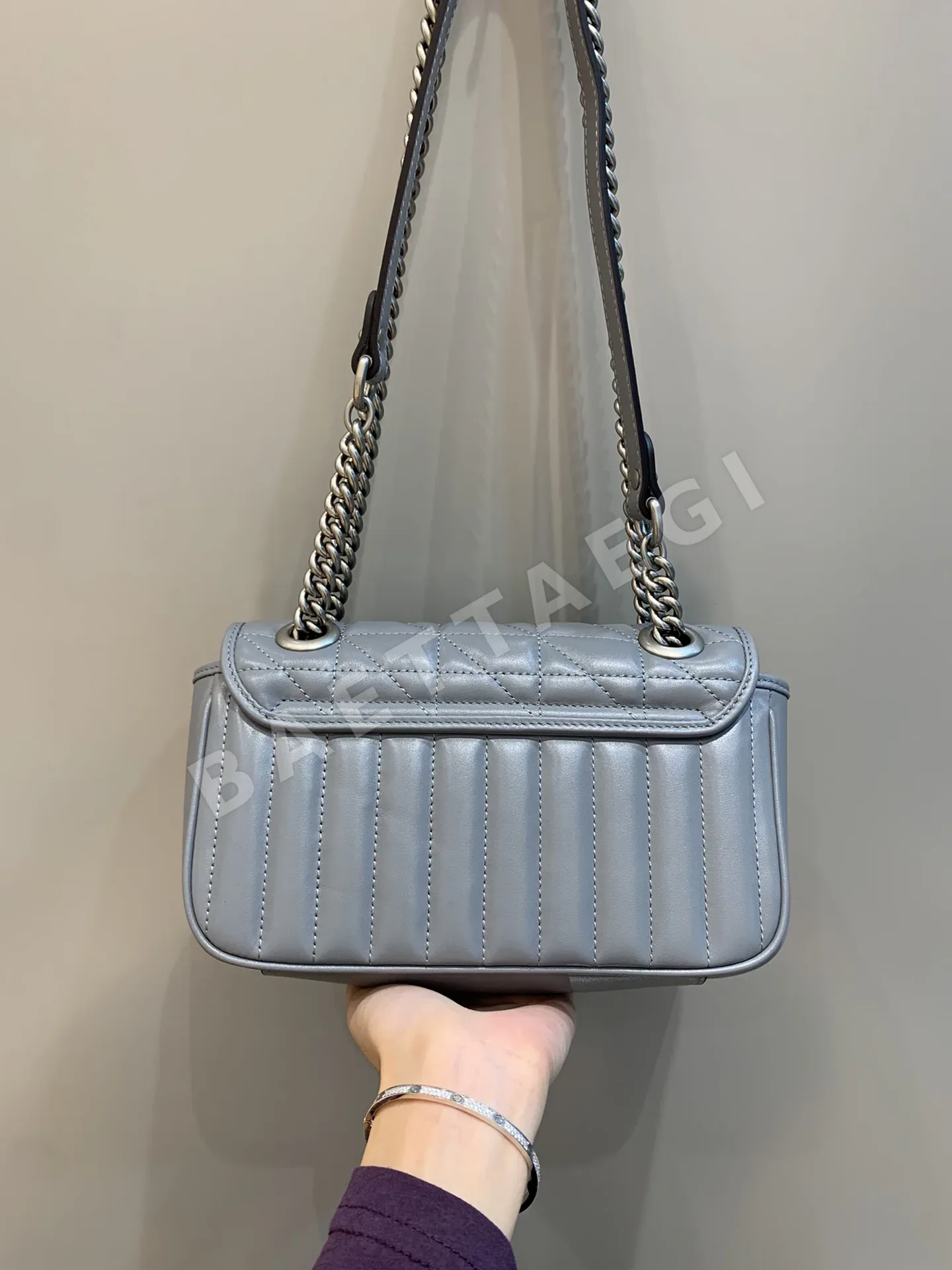 구찌 기하학적 다이아몬드 패턴 미니 가방 22CM446744 상세 이미지 7